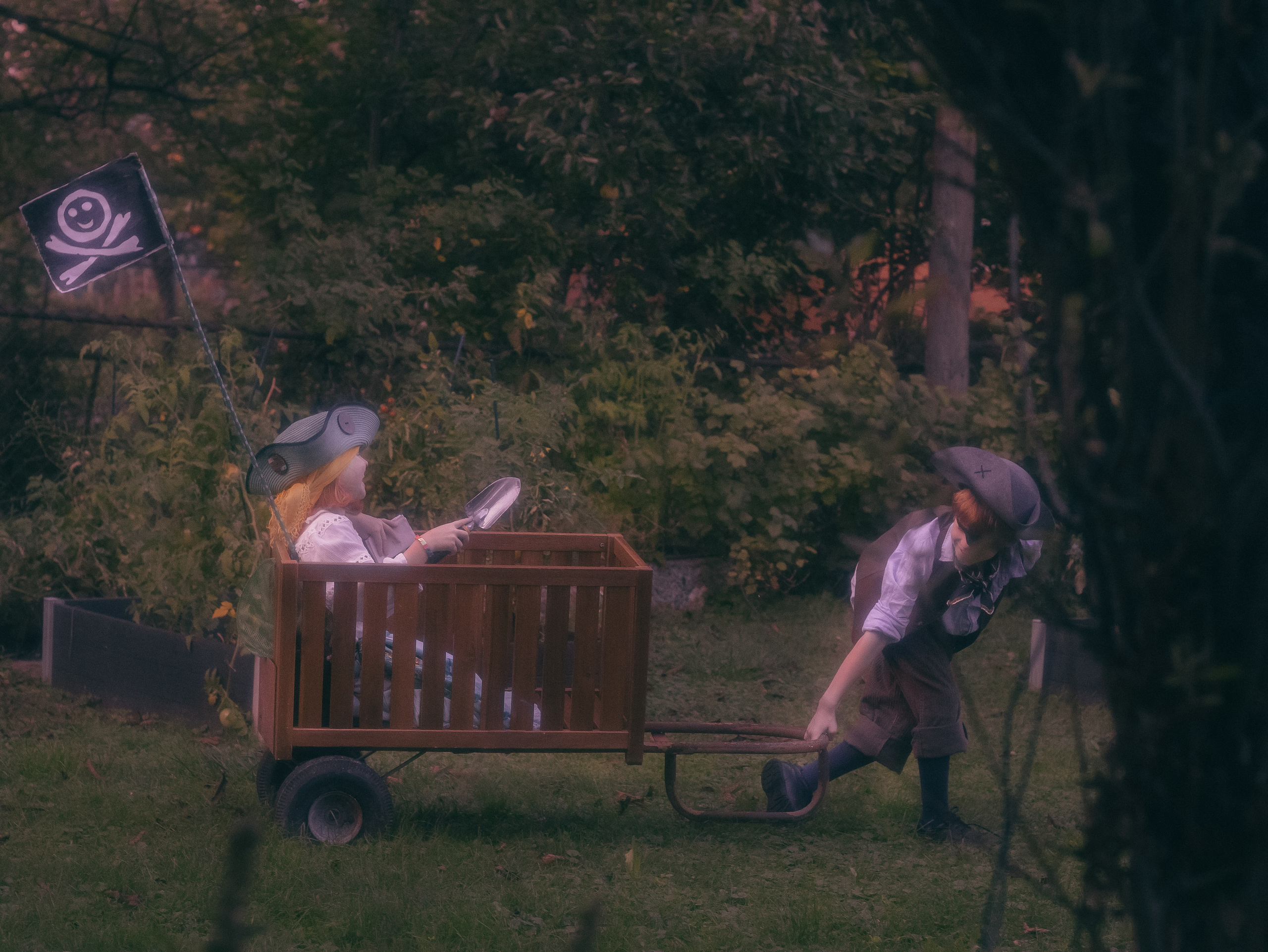 Pirates of the Garden. Toronto Portrait Photographer Lena Lac