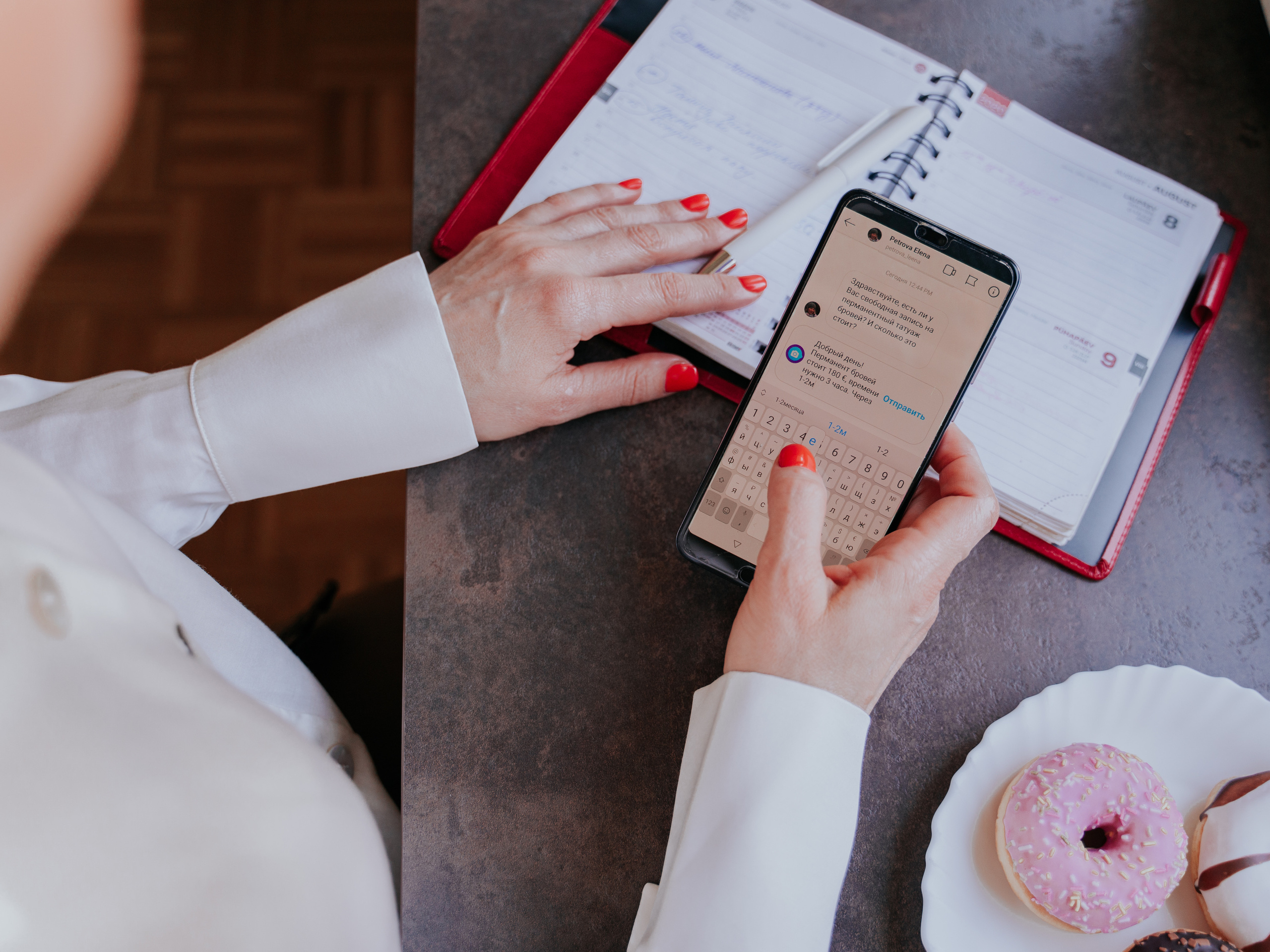 Cosmetology specialist. Barcelona Brand Photographer and Videographer Oxana Dia