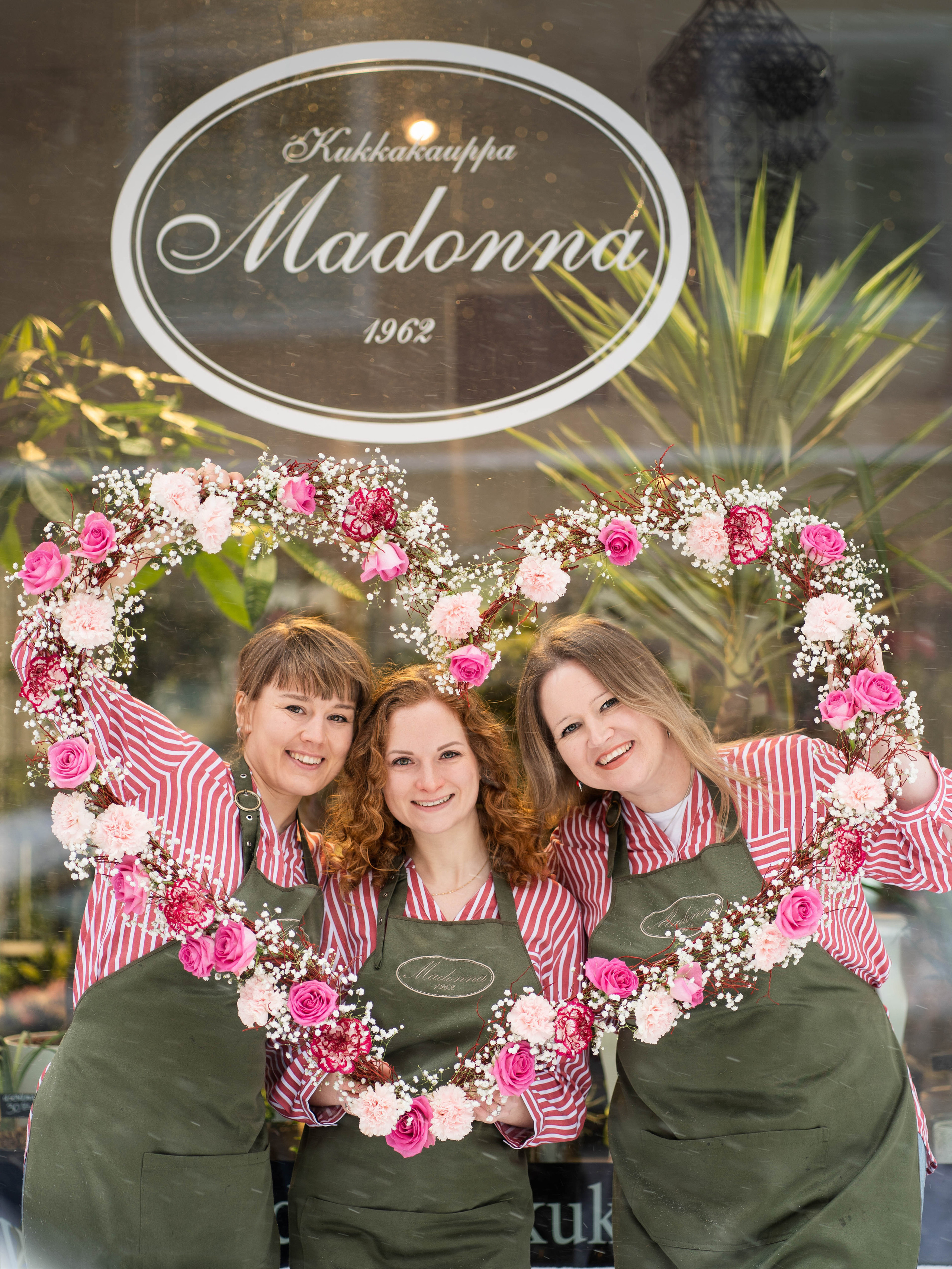 Madonna Kukkat flowershop brand photoshoot. Oxana Dia Business and Brand Photography and Videography in Barcelona