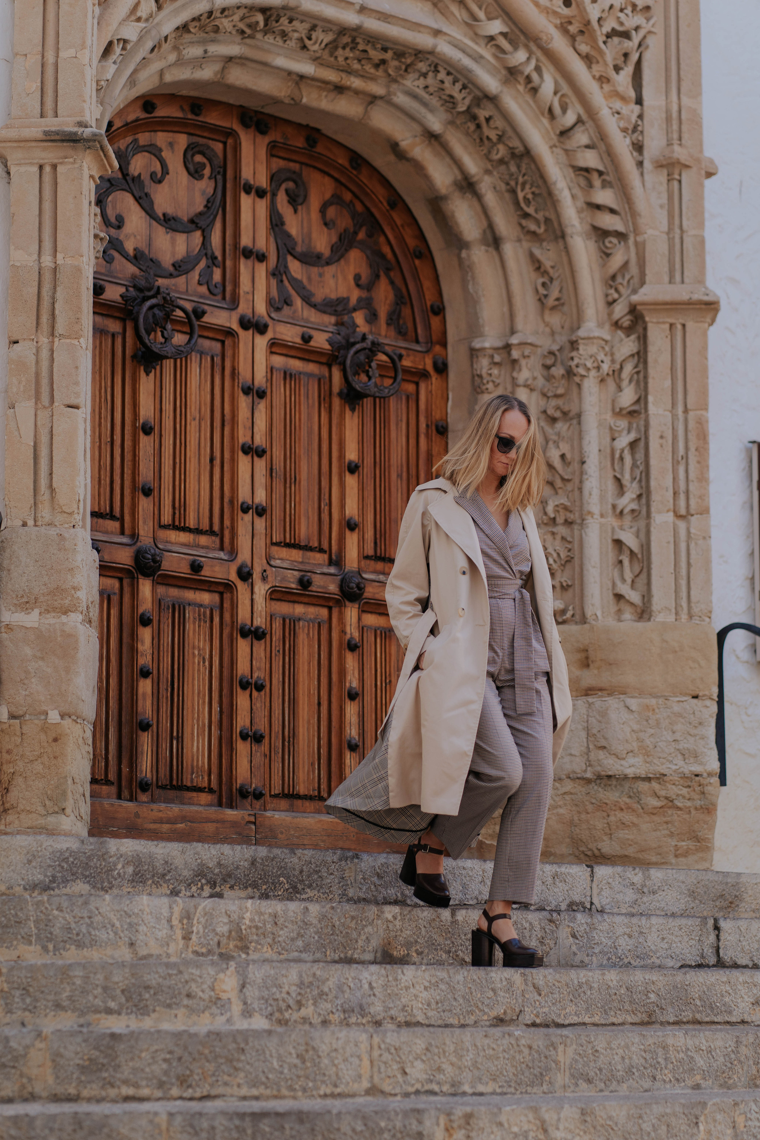 Wardrobe Stylist. Barcelona Brand Photographer and Videographer Oxana Dia