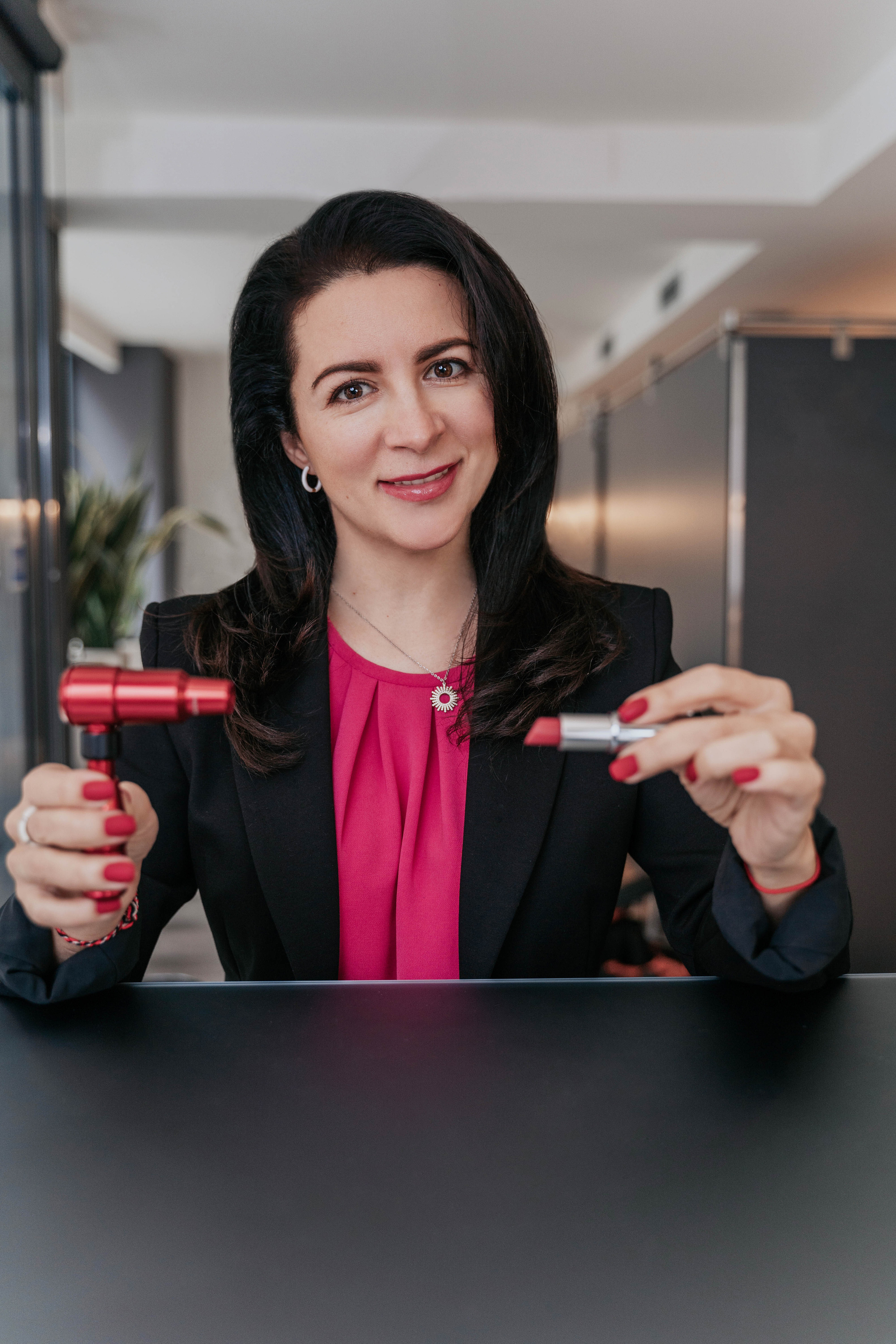 Especialista en maquillaje permanente. Oxana Dia Business and Brand Photography and Videography in Barcelona