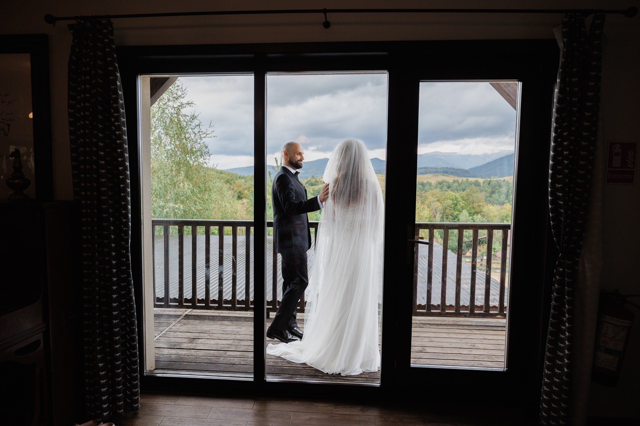 Paula & Robert. Fotograf nunta Bucuresti - Manu Ivanciu | Fotograf botez