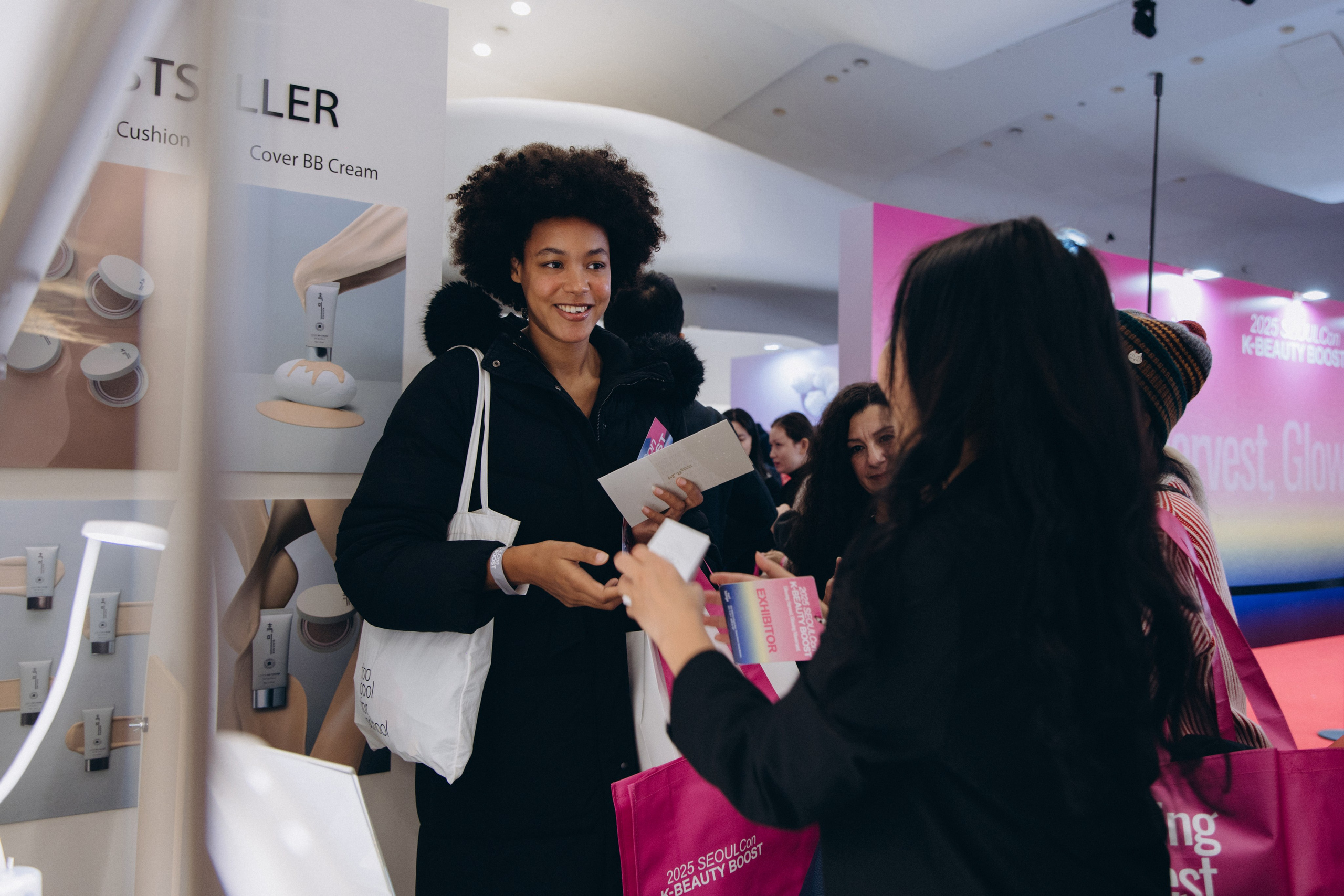 Seoul beauty expo 2025 (Black Rice). Portrait photographer in South Korea Olga Lian