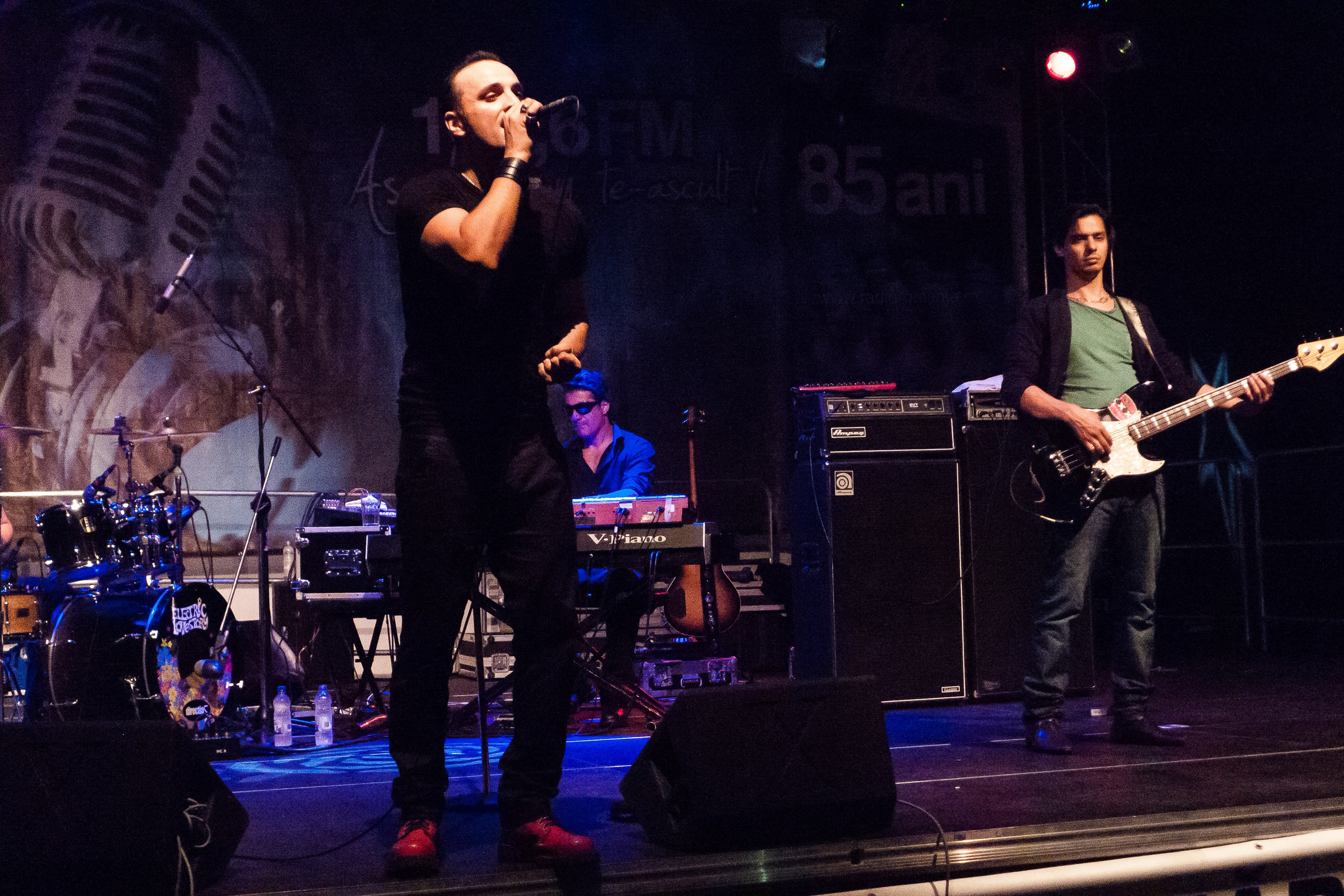 Direcția 5 în concert la Reșița, 2013. Pagina principală