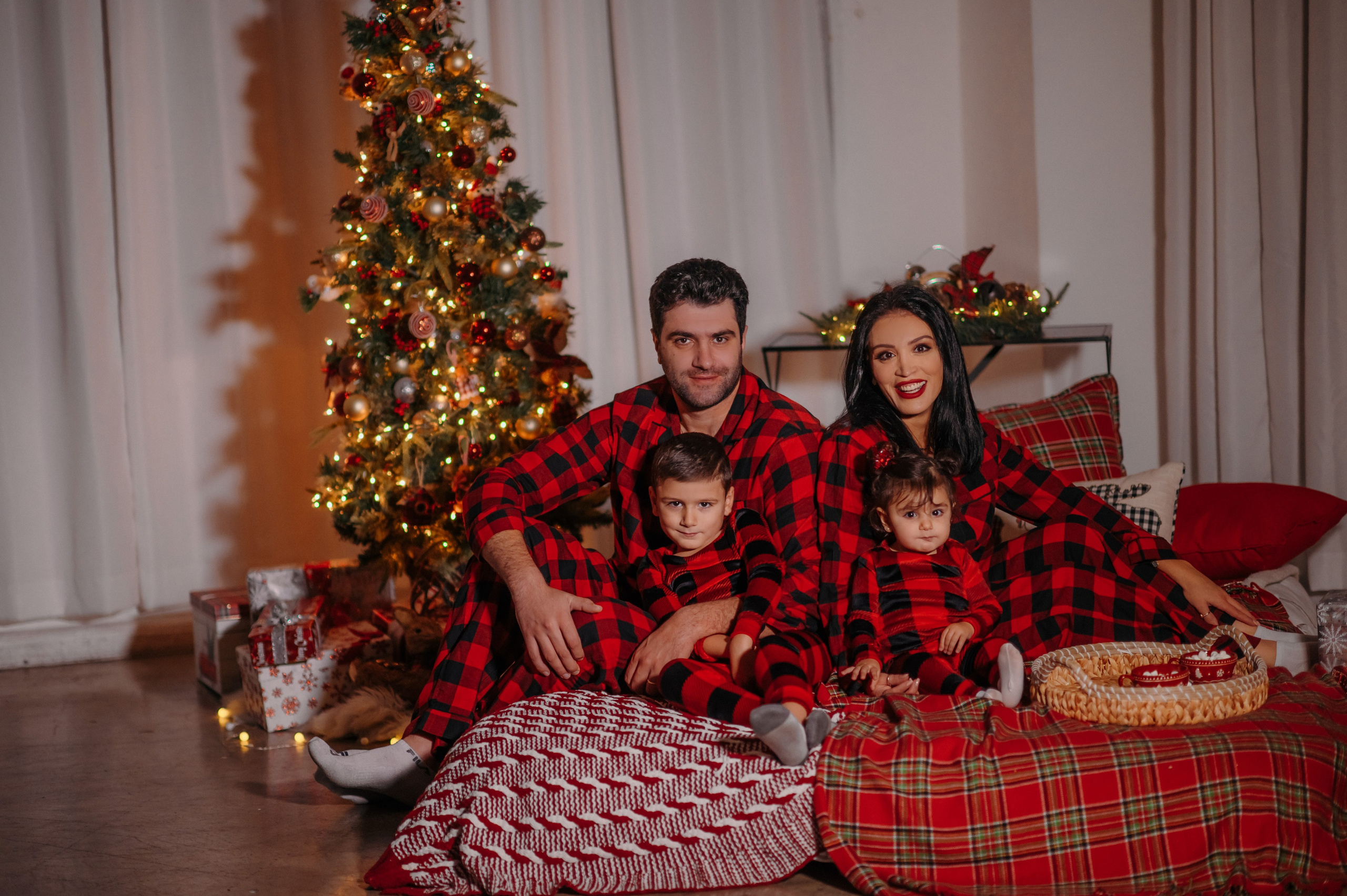 Love. Wedding, maternity and family photographer in Charlotte Tasha Minn