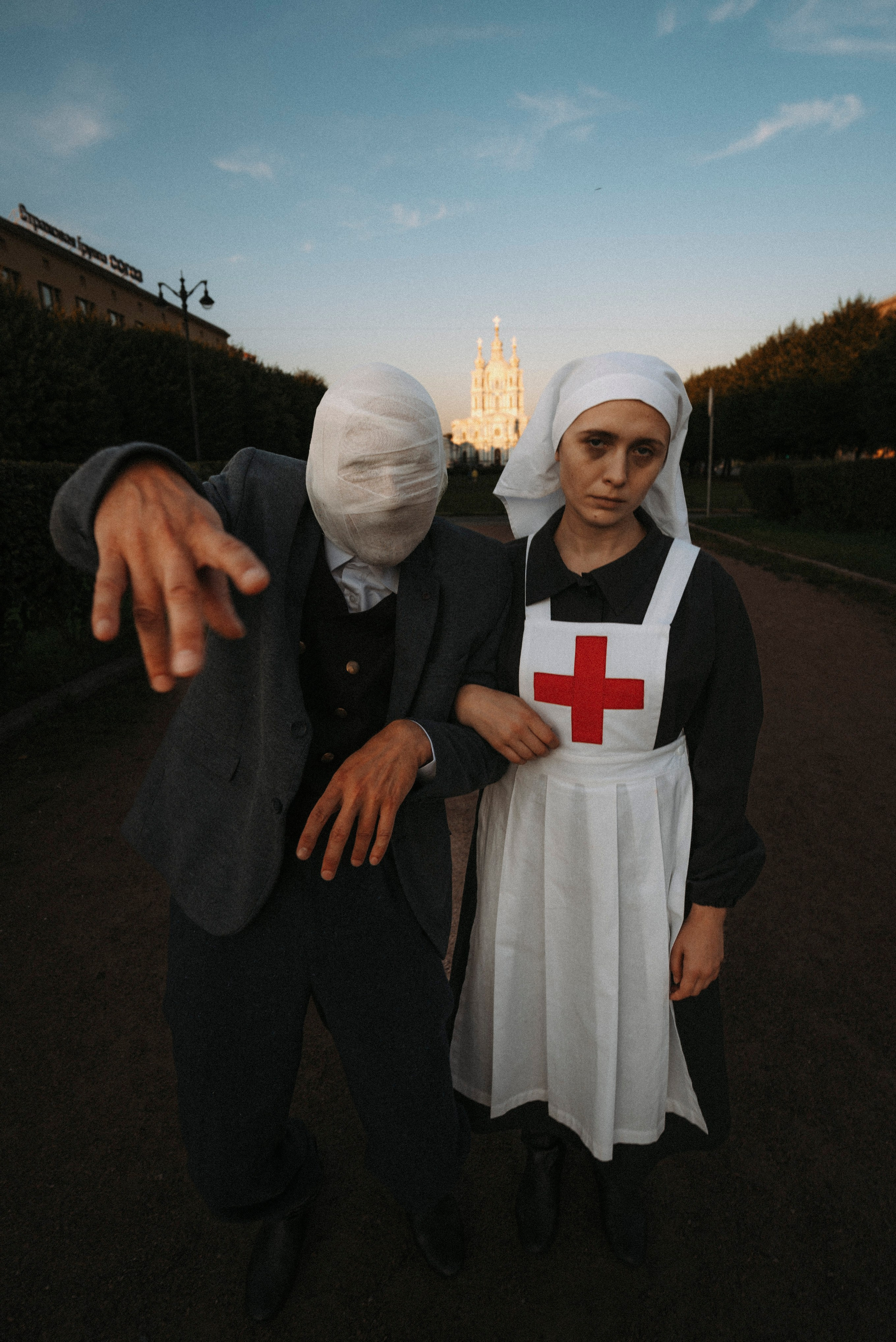 ХРУСТАЛЬНЫЙ МИР. Стрит-фотография, полная абсурда, идиотизма и красоты