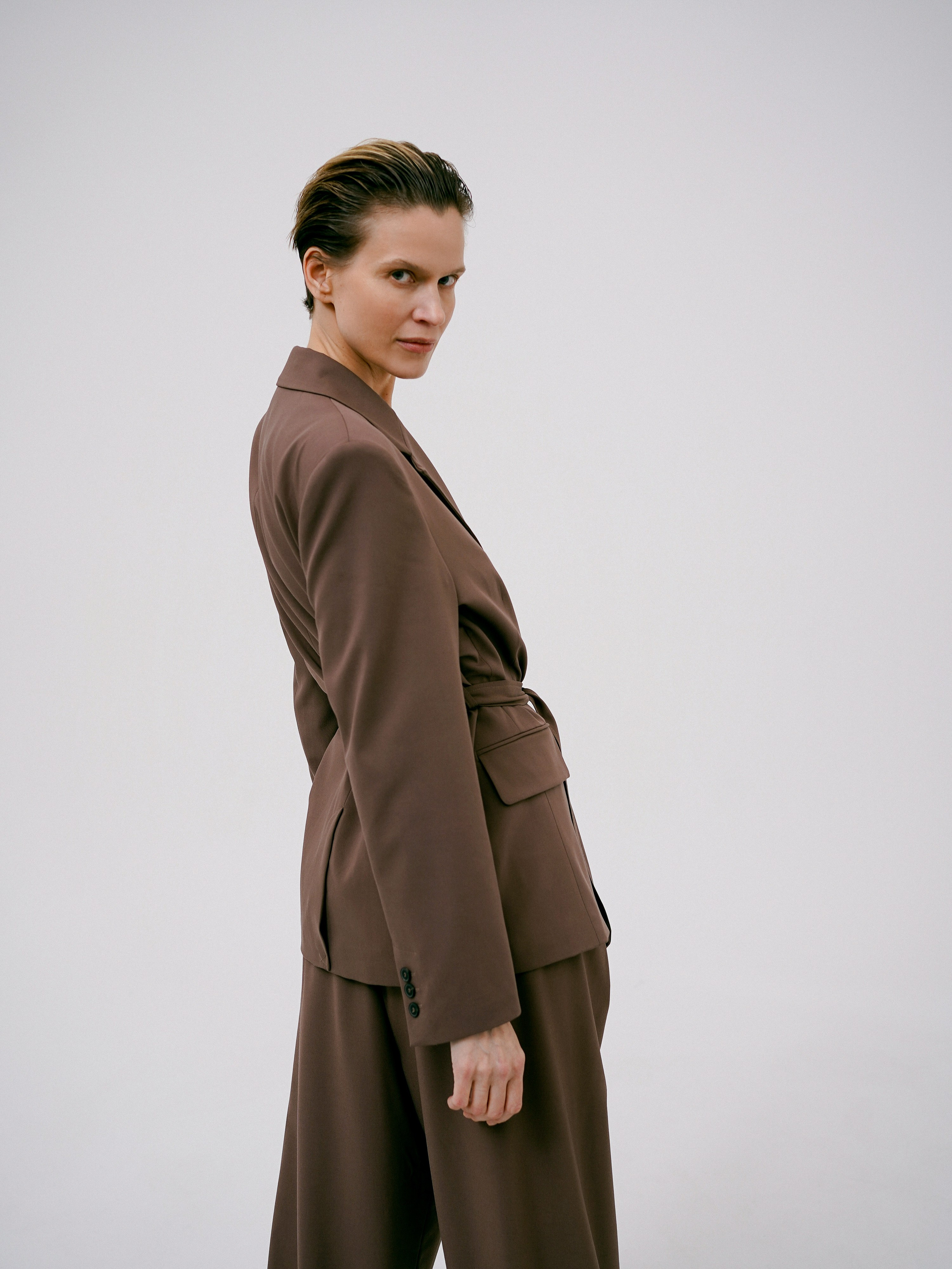 Lookbook & Campaigns. Alina Romanova | Creative & Fashion Photographer Hamburg