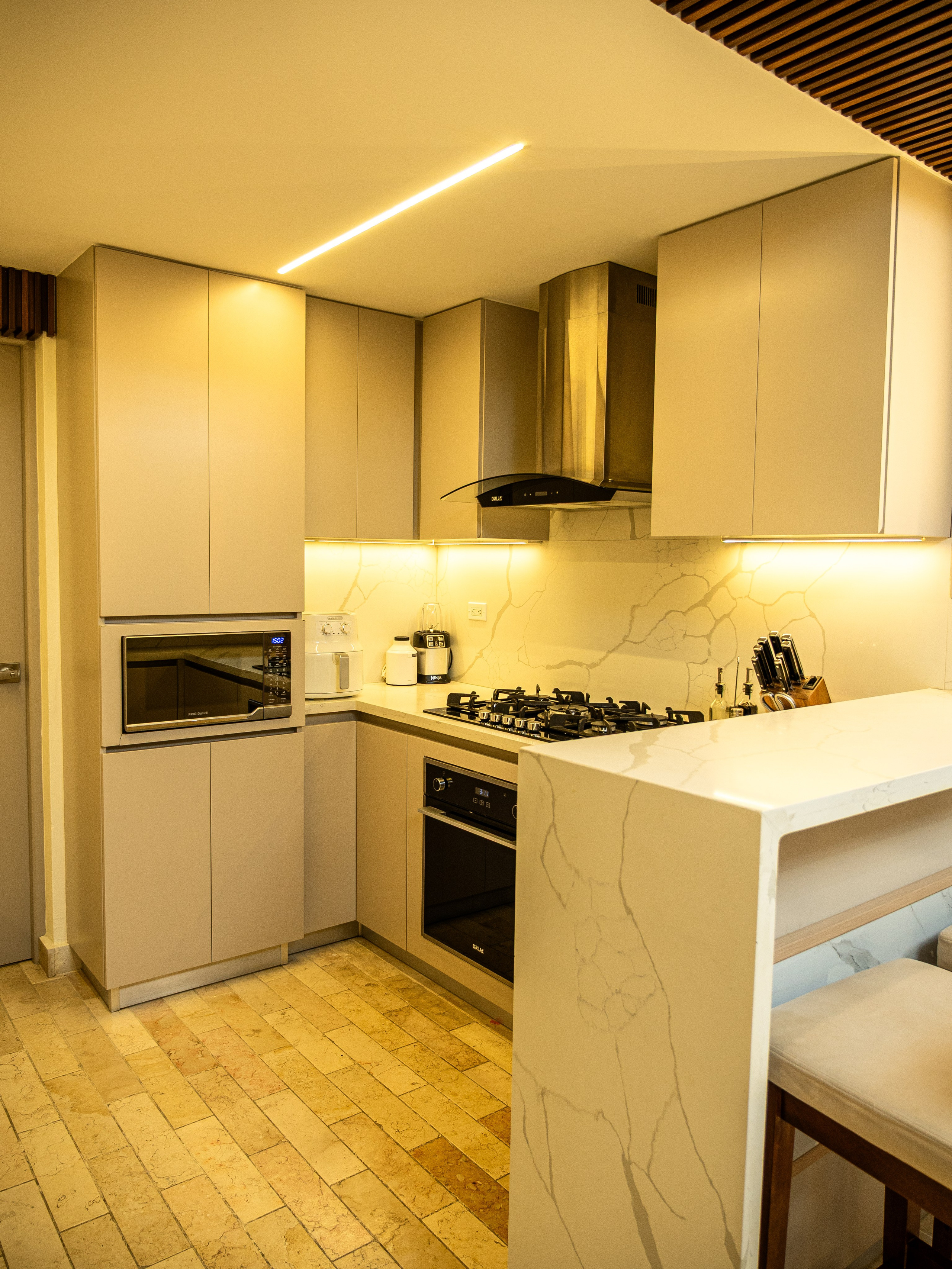 Ebanisteria Review - DAEM SRL. VisualAvalon