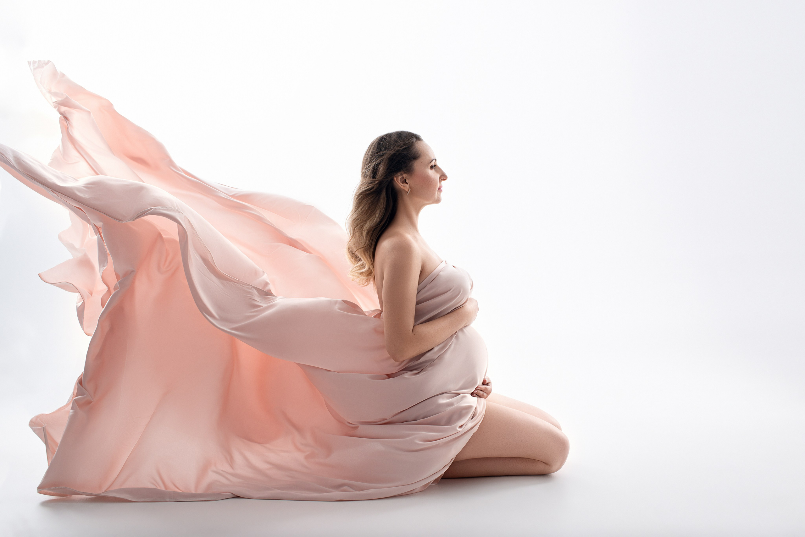 Babybauchshooting in Berlin – Elegant & Natürlich