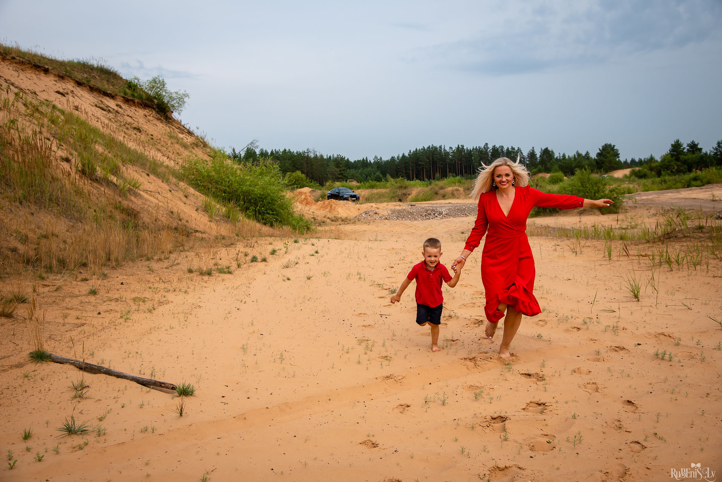 Fotogrāfs Romualds Rubenis un Artemijs Stašāns