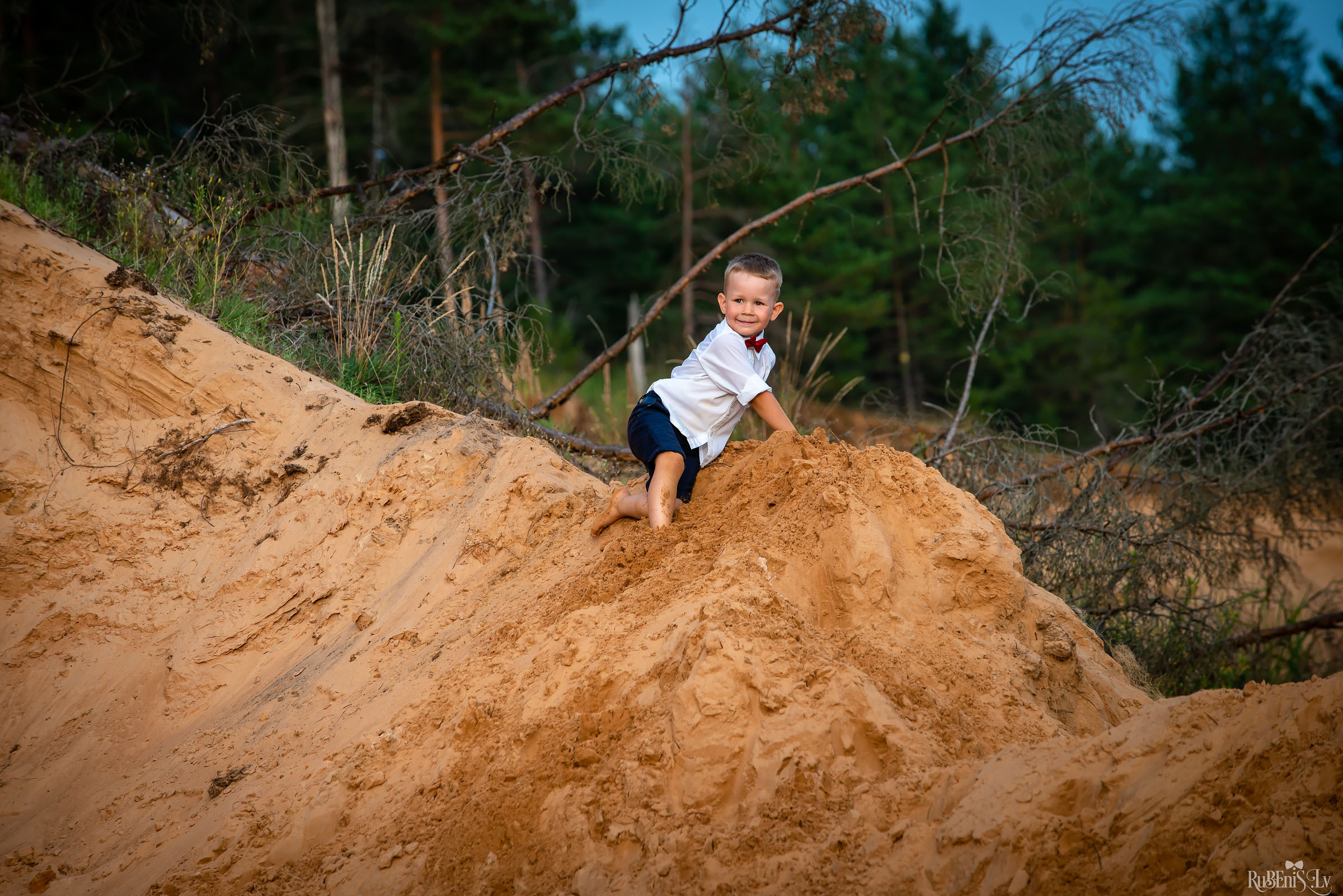 Fotogrāfs Romualds Rubenis un Artemijs Stašāns
