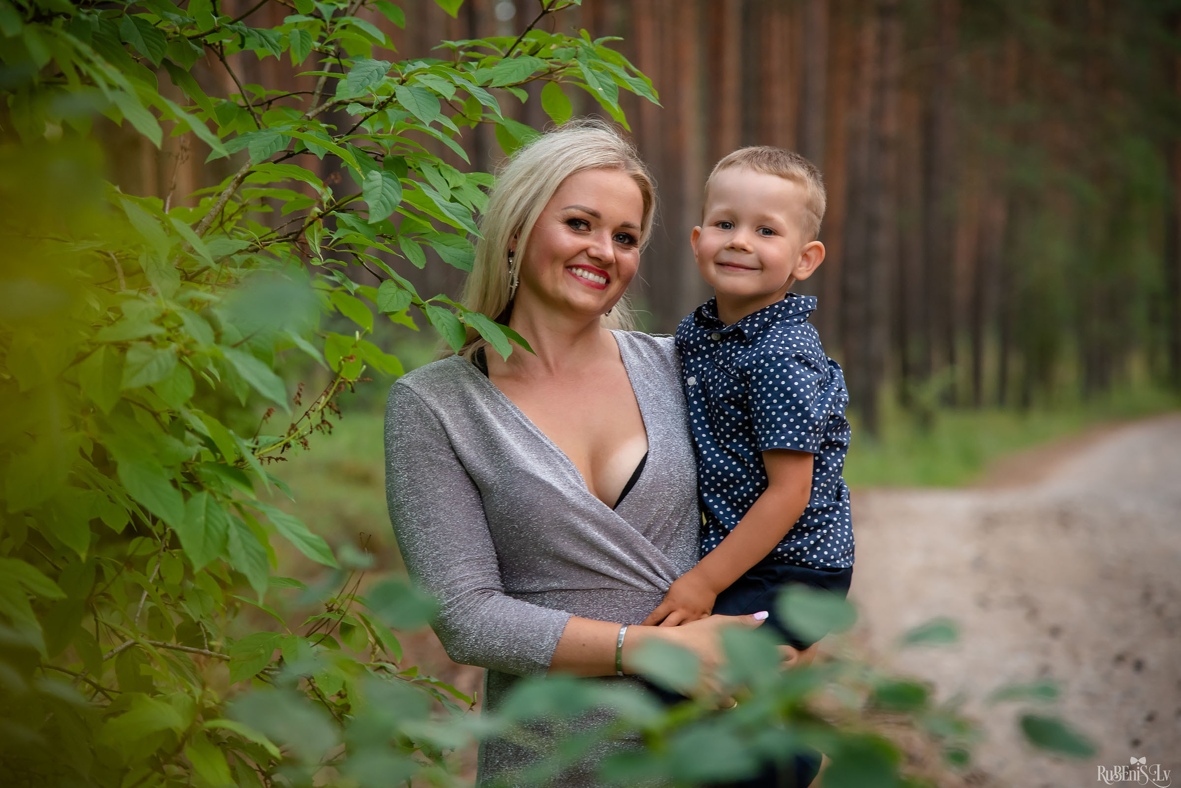 Fotogrāfs Romualds Rubenis un Artemijs Stašāns