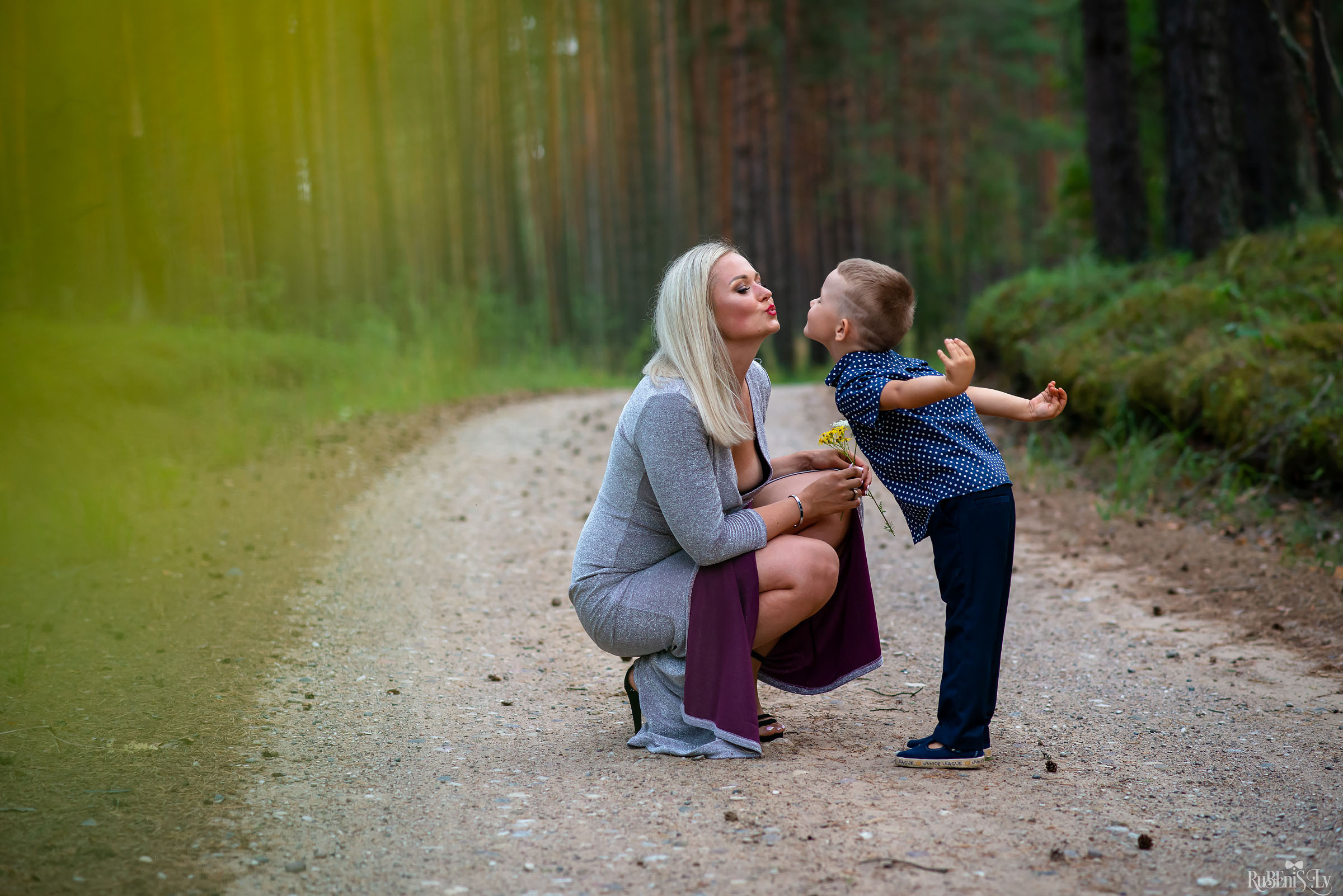 Fotogrāfs Romualds Rubenis un Artemijs Stašāns