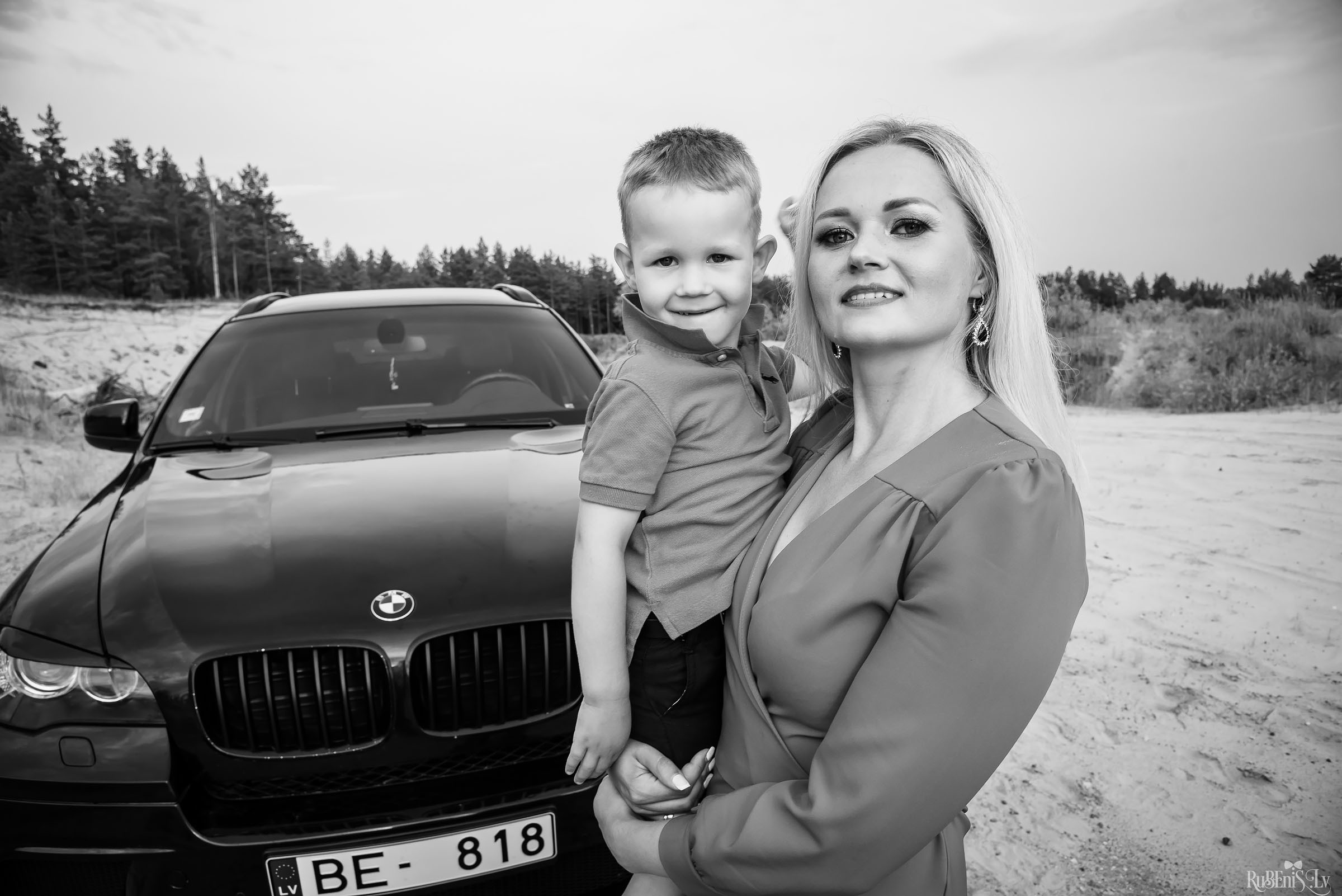 Fotogrāfs Romualds Rubenis un Artemijs Stašāns