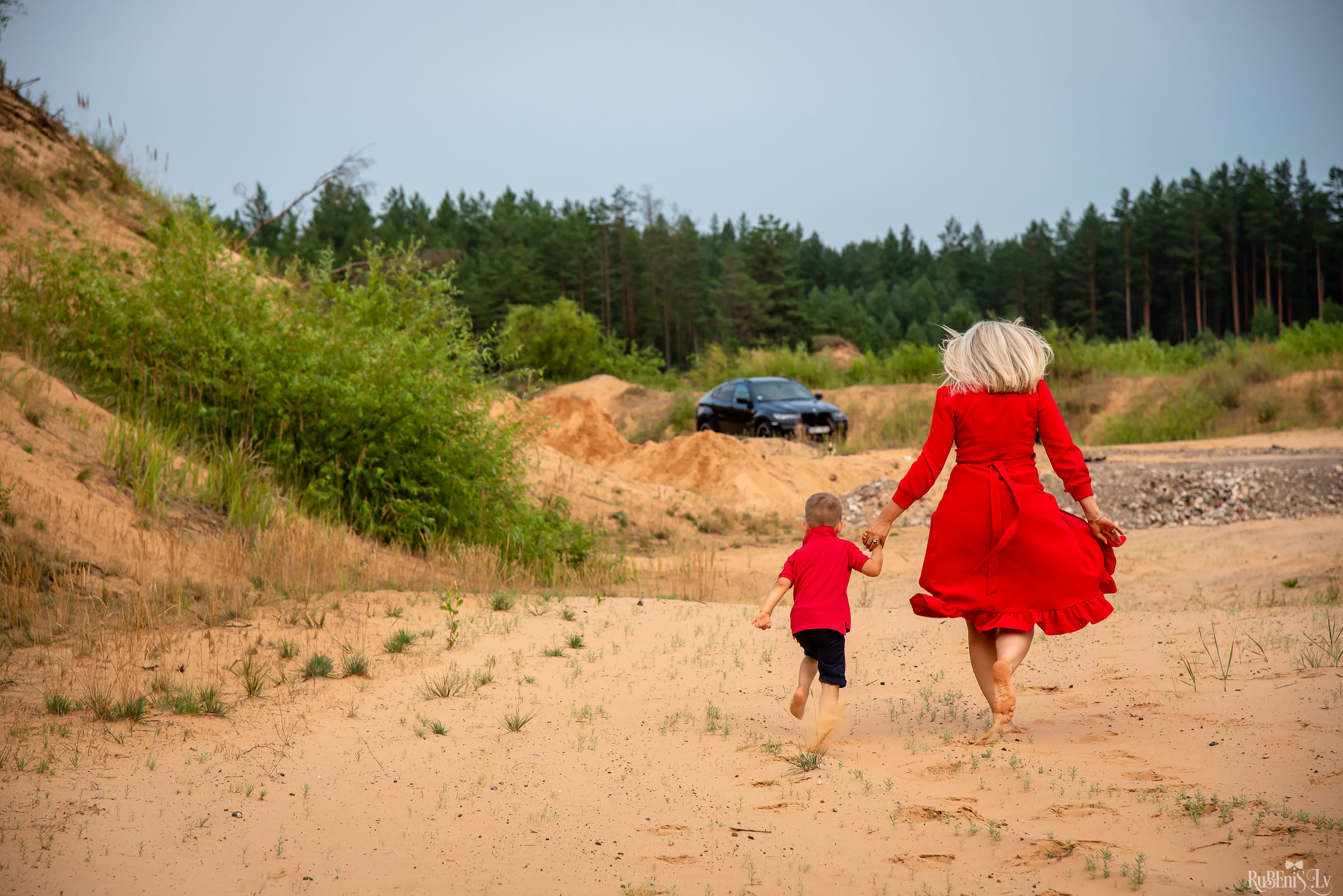 Fotogrāfs Romualds Rubenis un Artemijs Stašāns