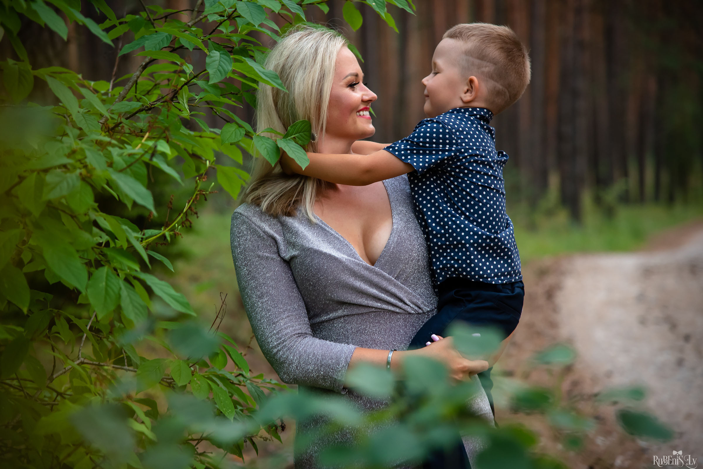 Fotogrāfs Romualds Rubenis un Artemijs Stašāns