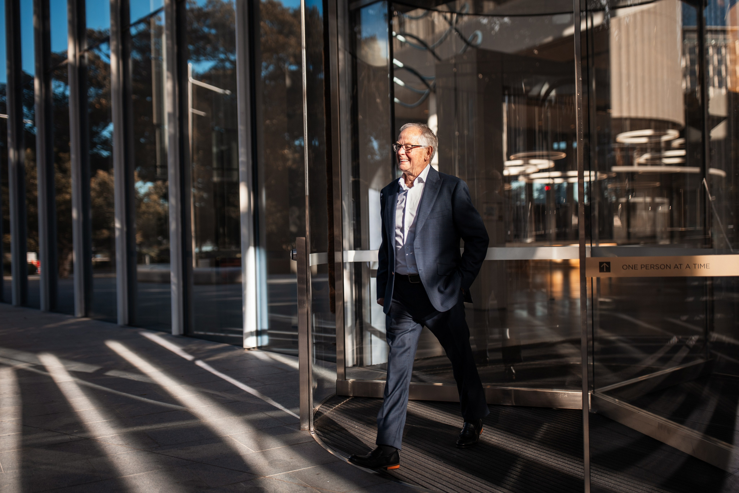 Ron Cole, Financial broker