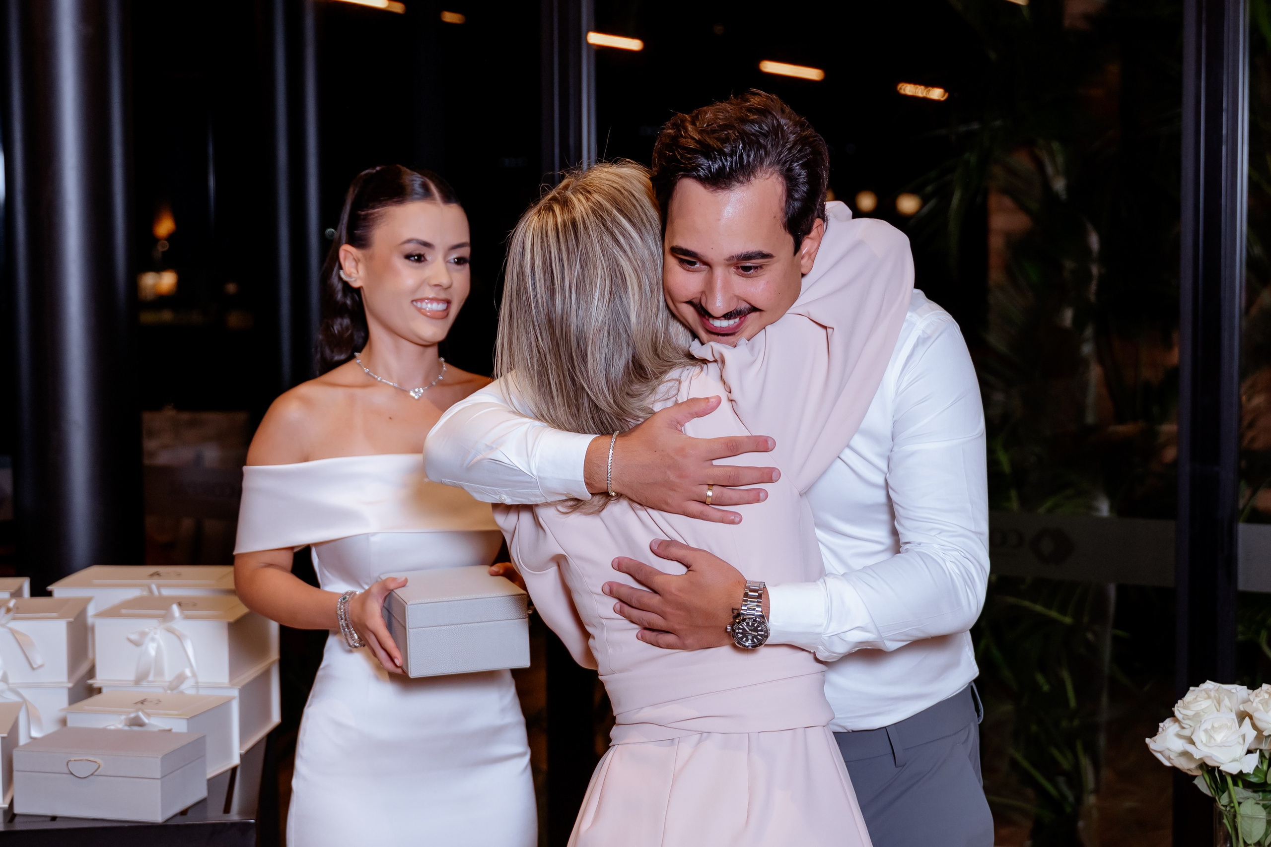 Jantar de Padrinhos em Campo Mourão • Giovana e Felipe. Barizon Fotografia | Fotógrafo de Casamentos, Ensaios e Eventos | Paraná