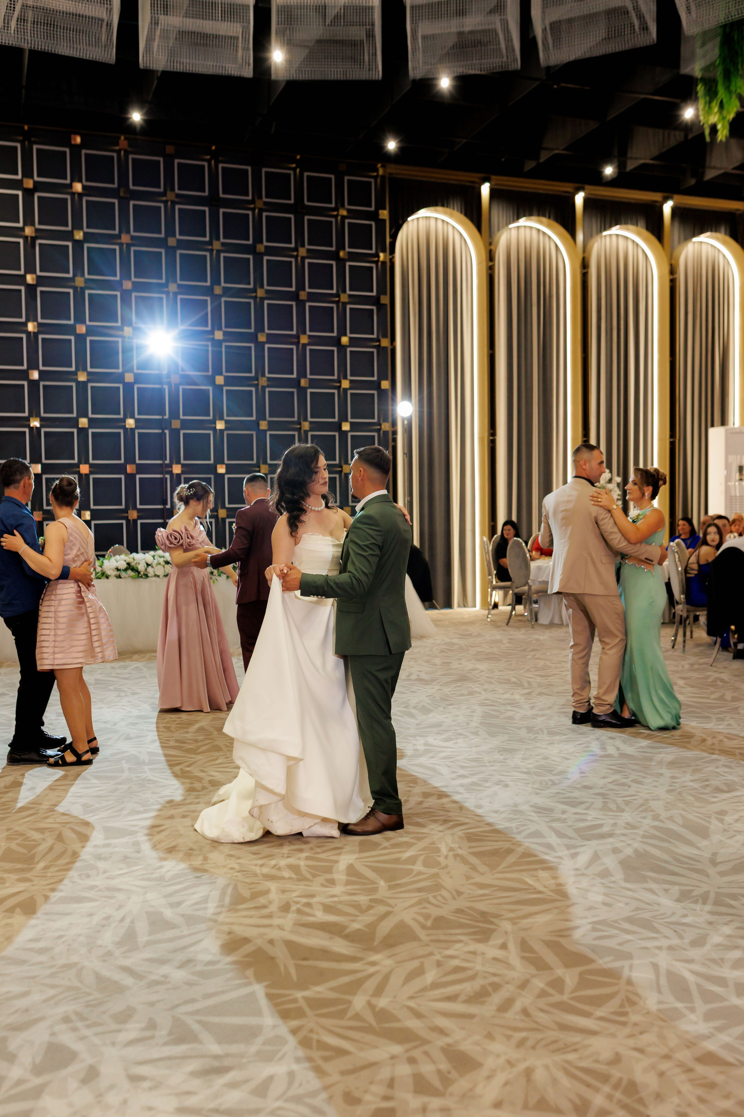 Nunta Nicoleta & Răzvan | Fotografie & Videografie Profesională. Servicii foto-video profesionale, pentru momente de neuitat