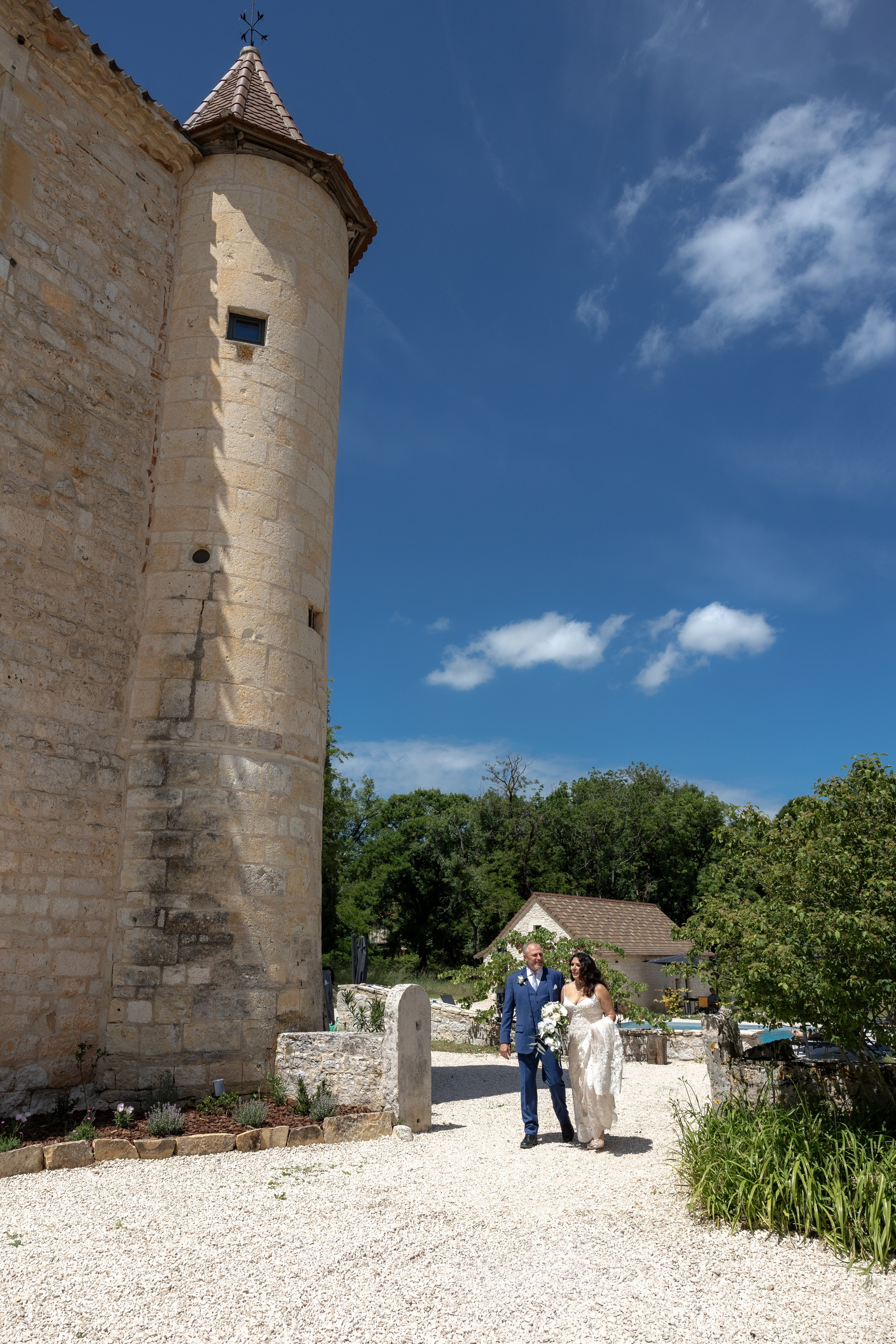 Elopement near Saint-Cirq-Lapopie. Crystal&Robert. Евгения Смирнова — Ваш фотограф в Тулузе и на юго-западе Франции