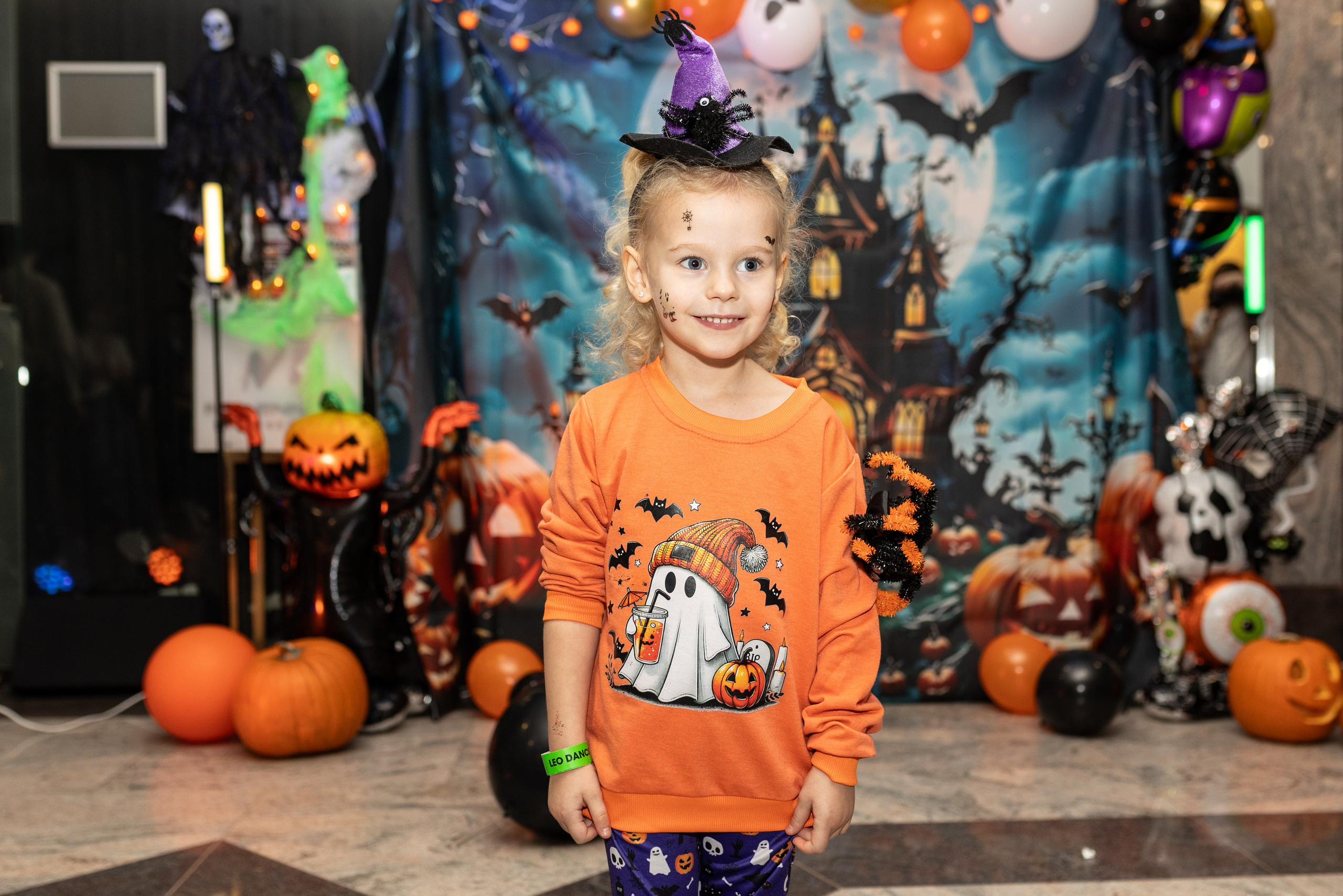 Leo dance studio Helloween 2025. Семейный и детский фотограф в Варшаве Мила Бобровская