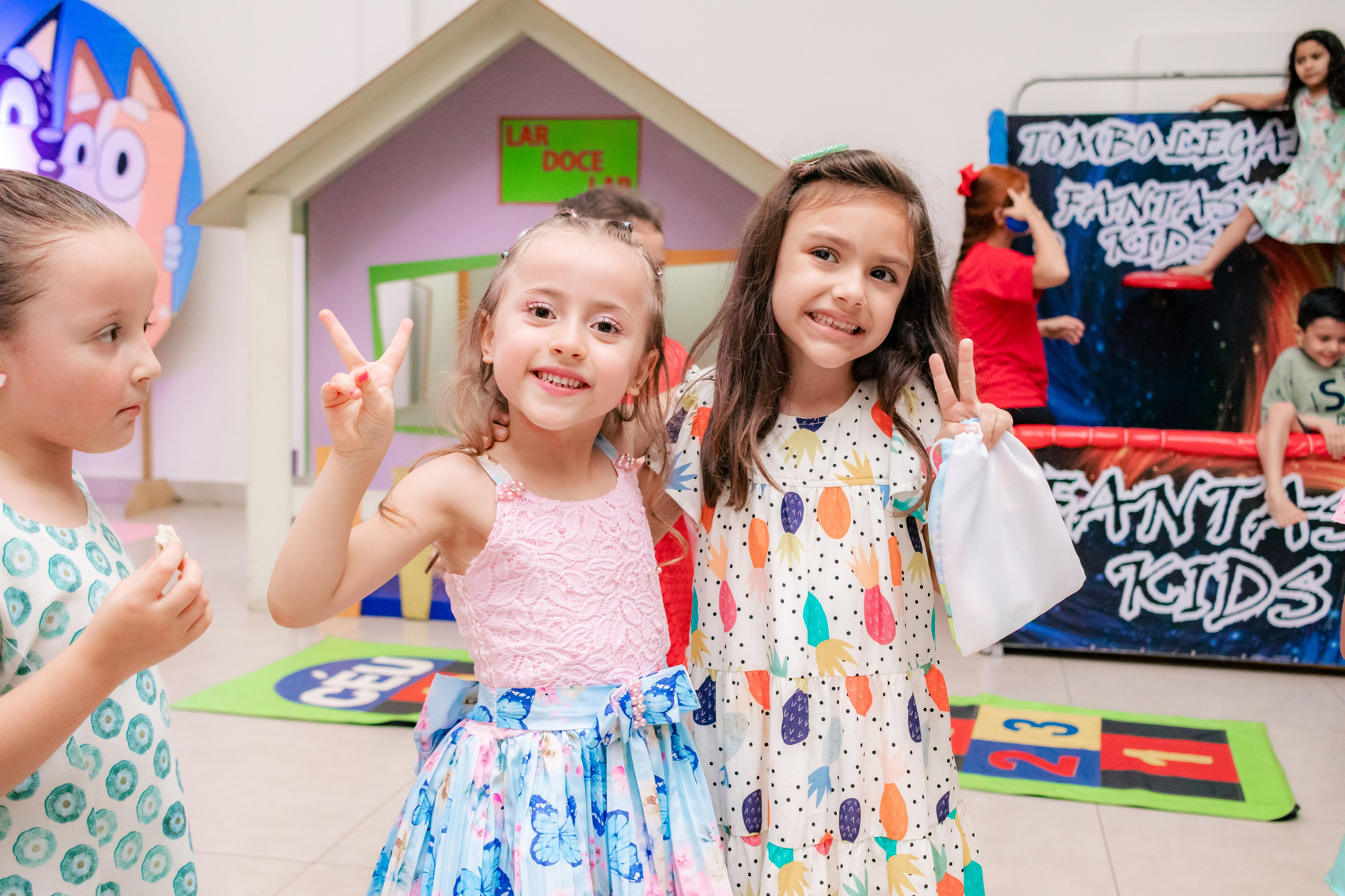 Alice — Aniversário 6 anos. Principal