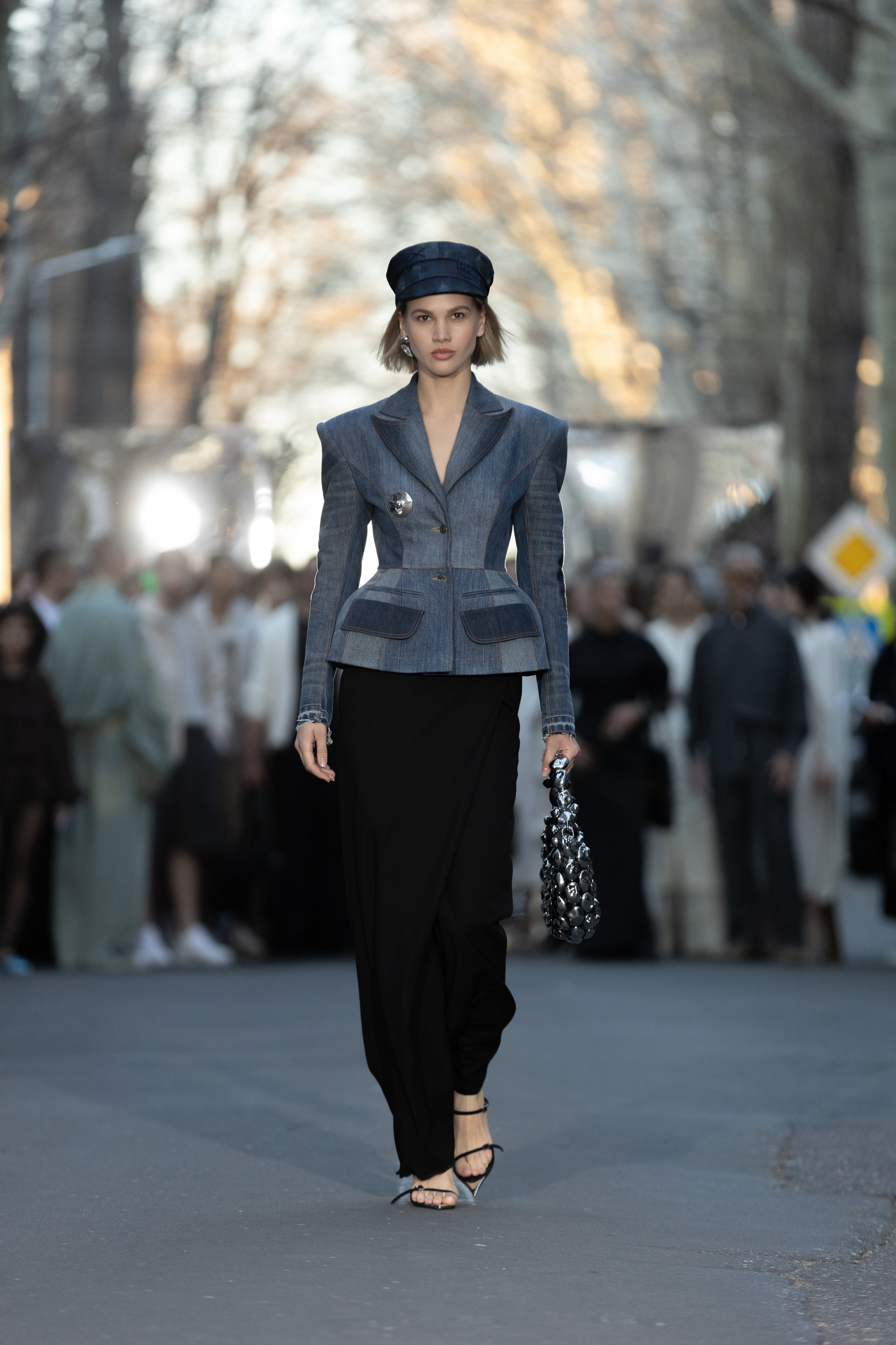 Runway show. Captured by Hallovud