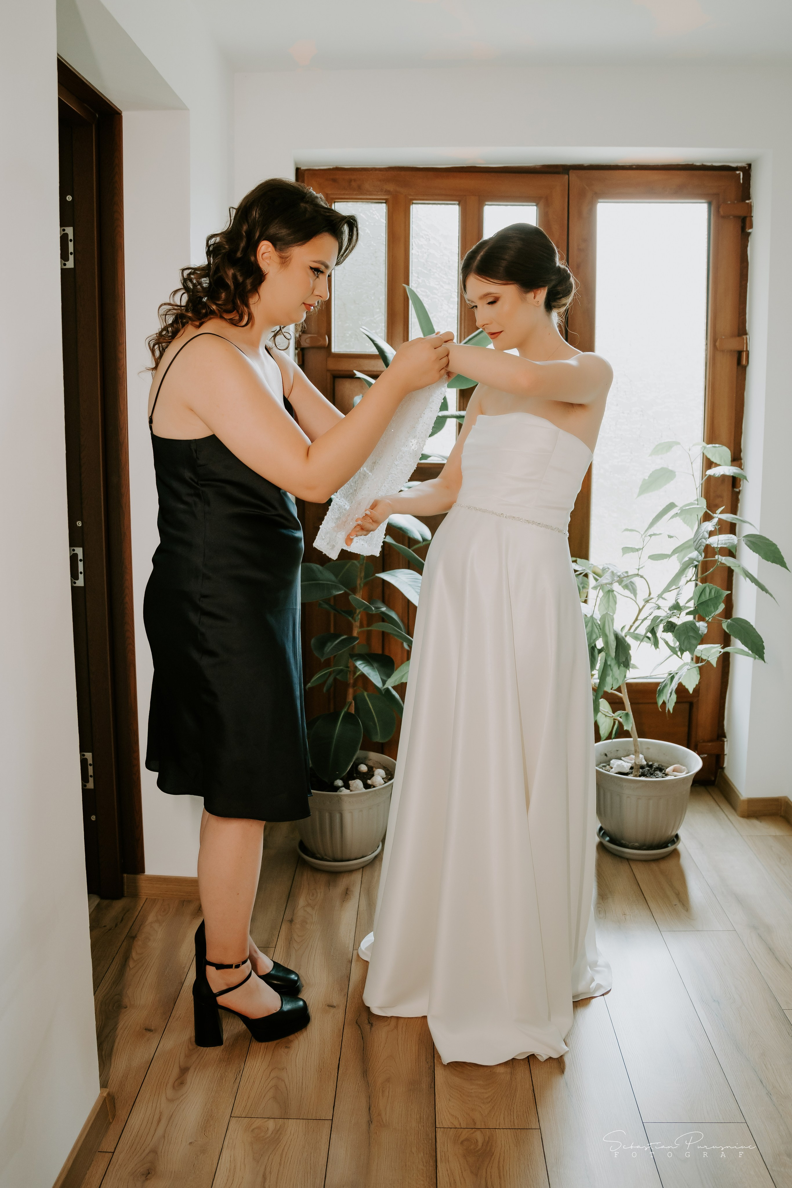 Mădălina & Alexandru. Sebastian Purusniuc Fotograf - Iasi