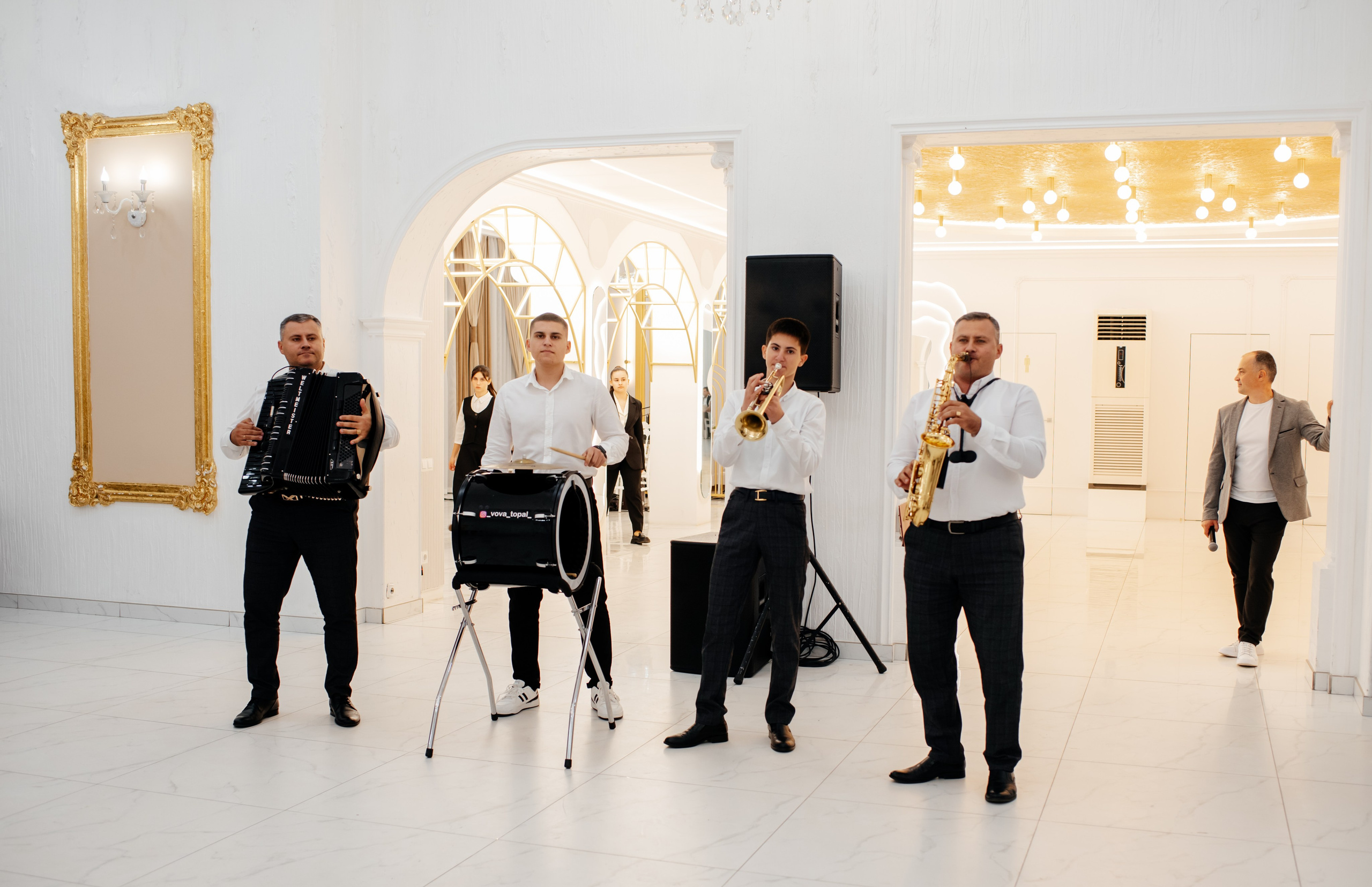 Wedding Dina & Vasili. Wedding photographer from Moldova Alexey Chipchiu