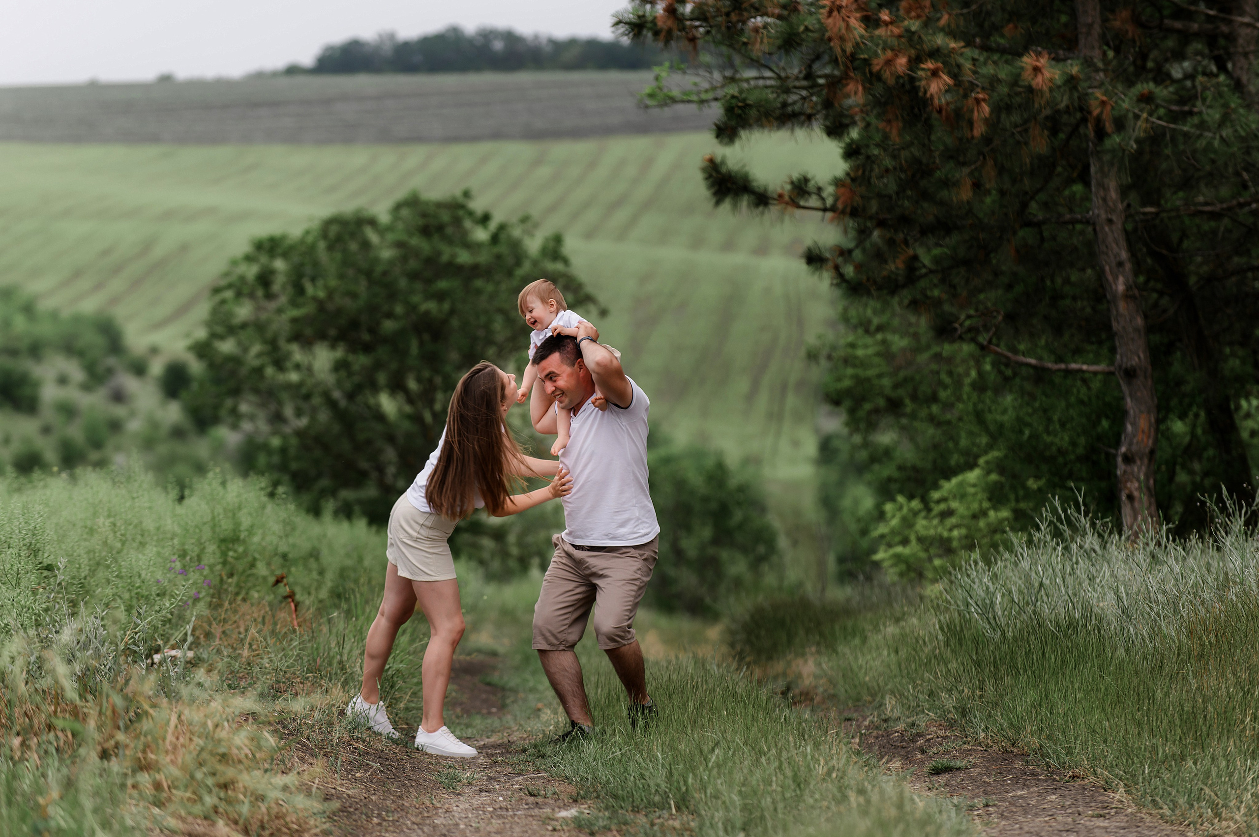 Family Ecaterina. Wedding photographer from Moldova Alexey Chipchiu
