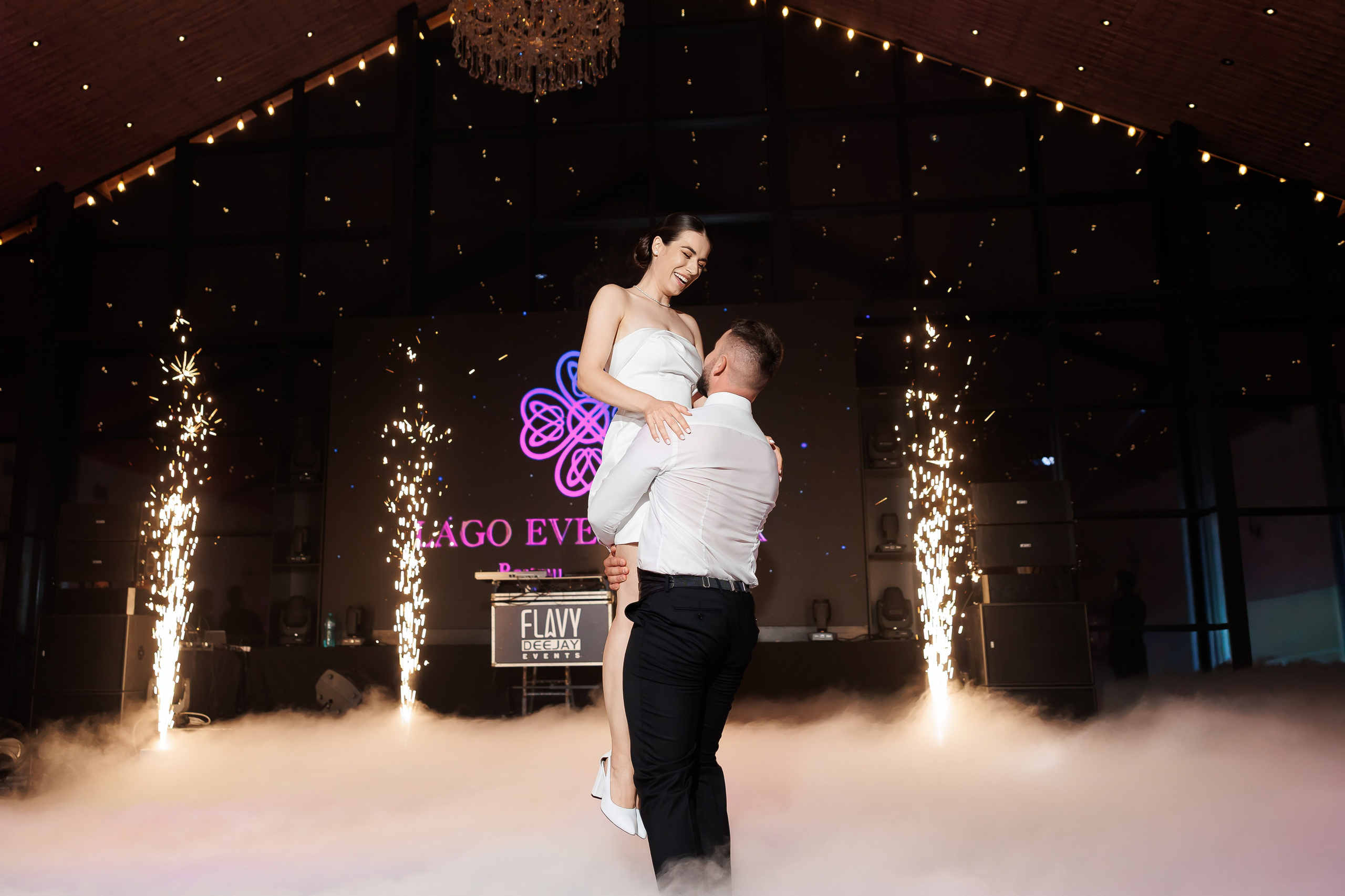 Gabriel & Evelina — Lago — Wedding Day. Servicii Foto și Video 067188353