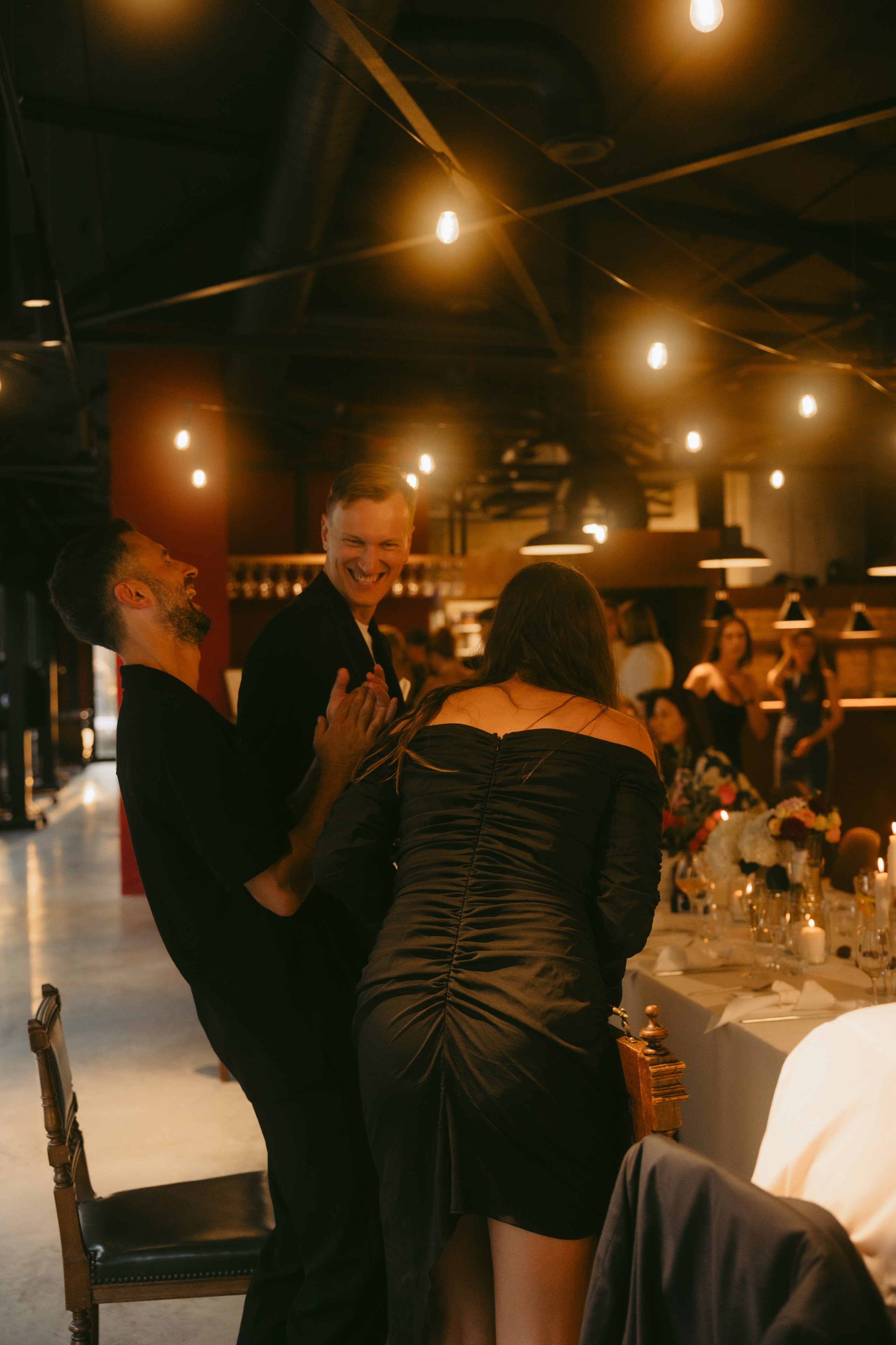 Miglė ir Mindaugas | 2024 | MIESTO VESTUVĖS. Vestuvių ir šeimų fotografė Lena Bondarenko / belove photo