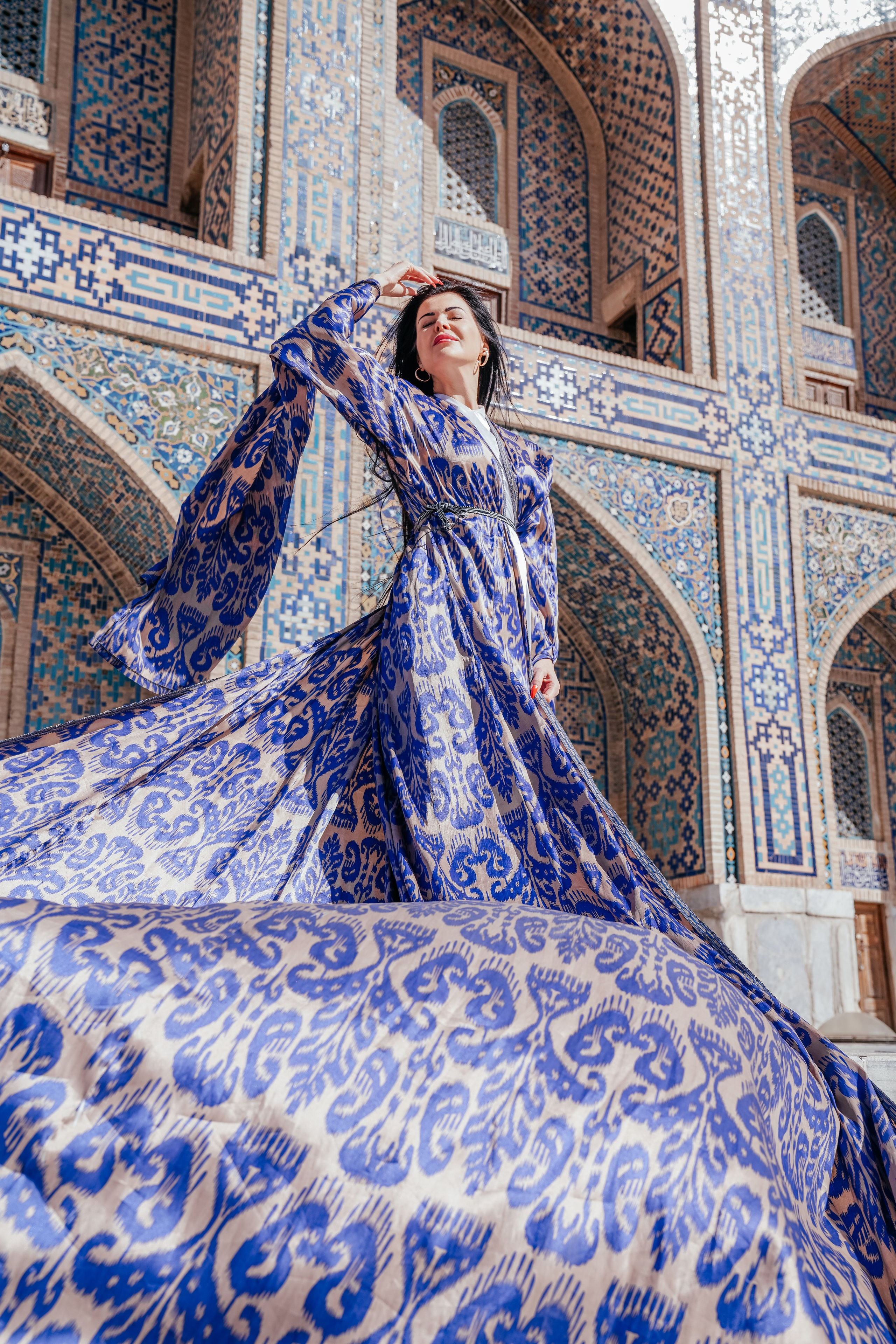 Национальные платья для фотосессий в Ташкенте. Фотограф в Узбекистане и Самарканде Джасур Марупов