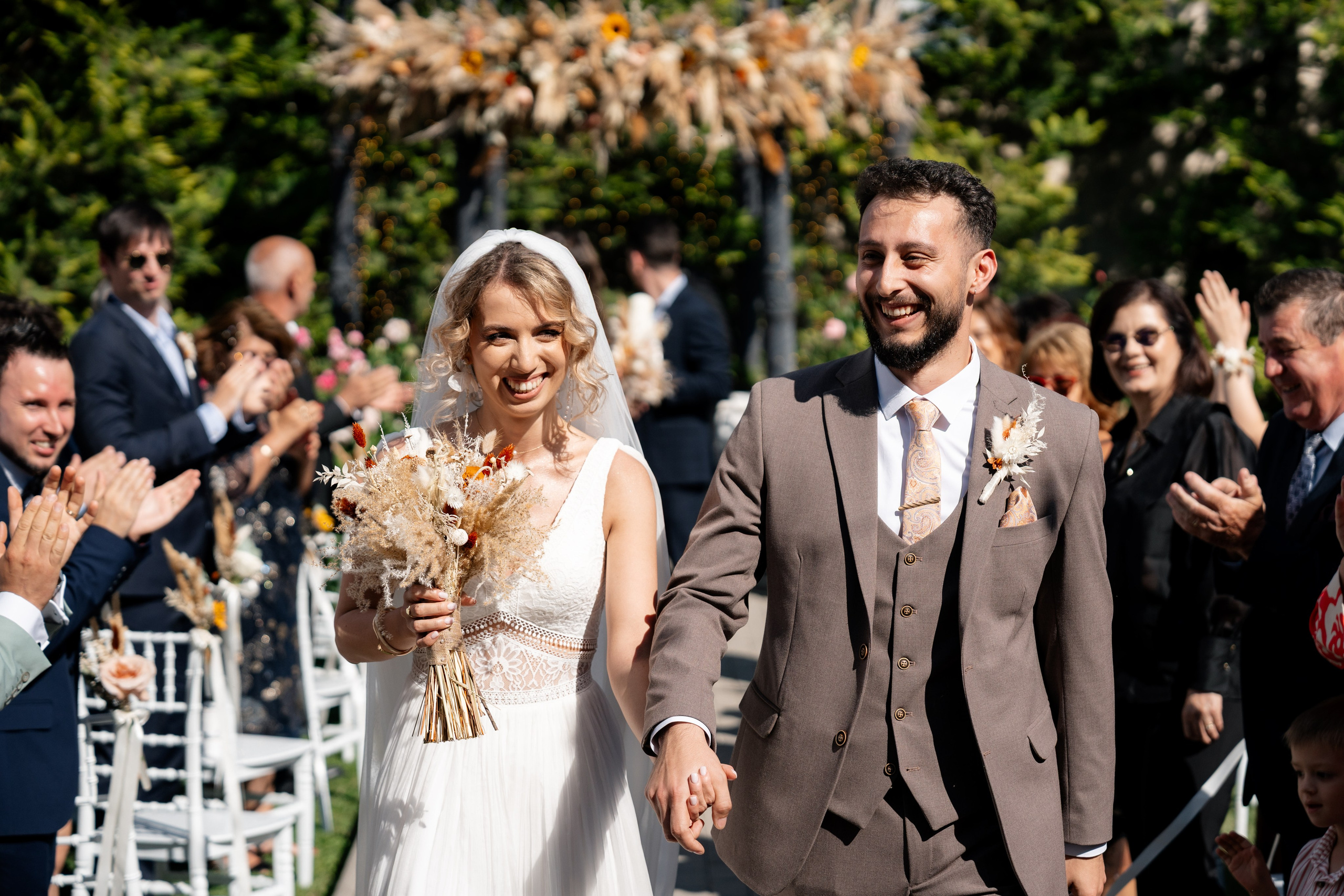 Octavia & Theo. Destination Wedding Photographer Alex Pasarelu
