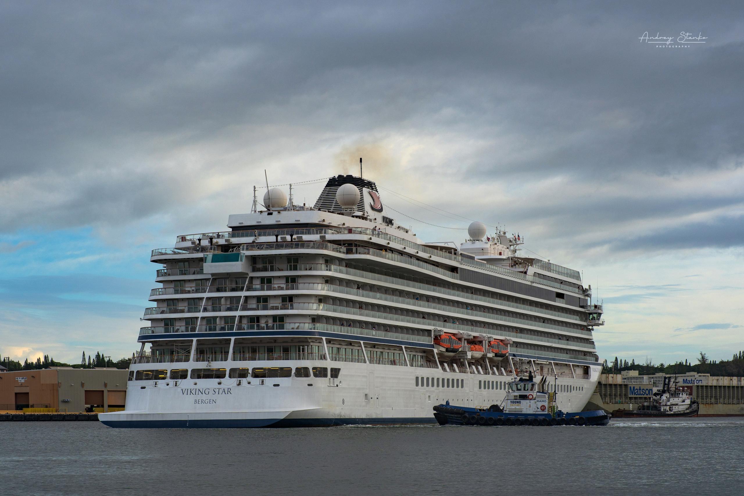SHIPS. Awards winning photographer in Kauai, Hawaii