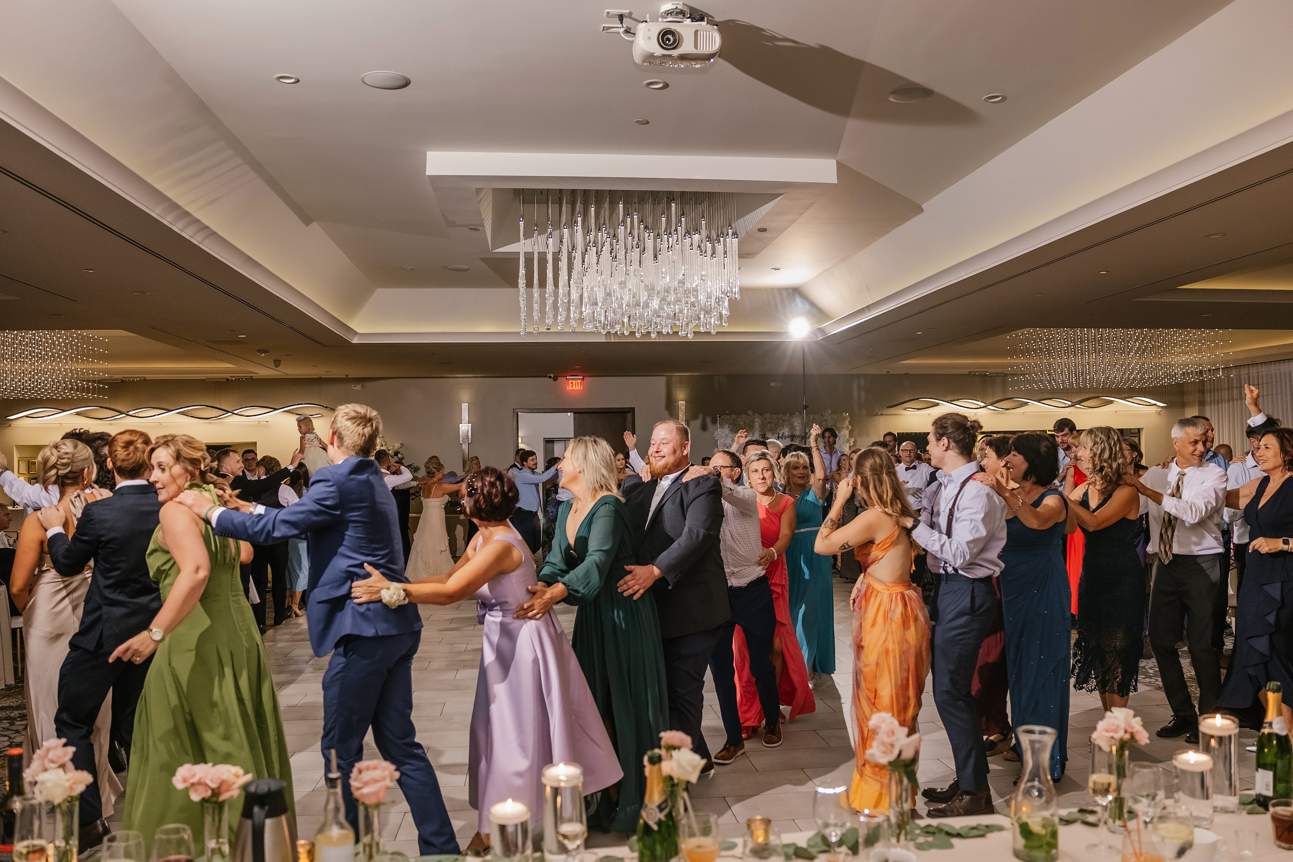 09.06.2025 Wedding. Wedding family event photographer in Chicago Nick Yushevich