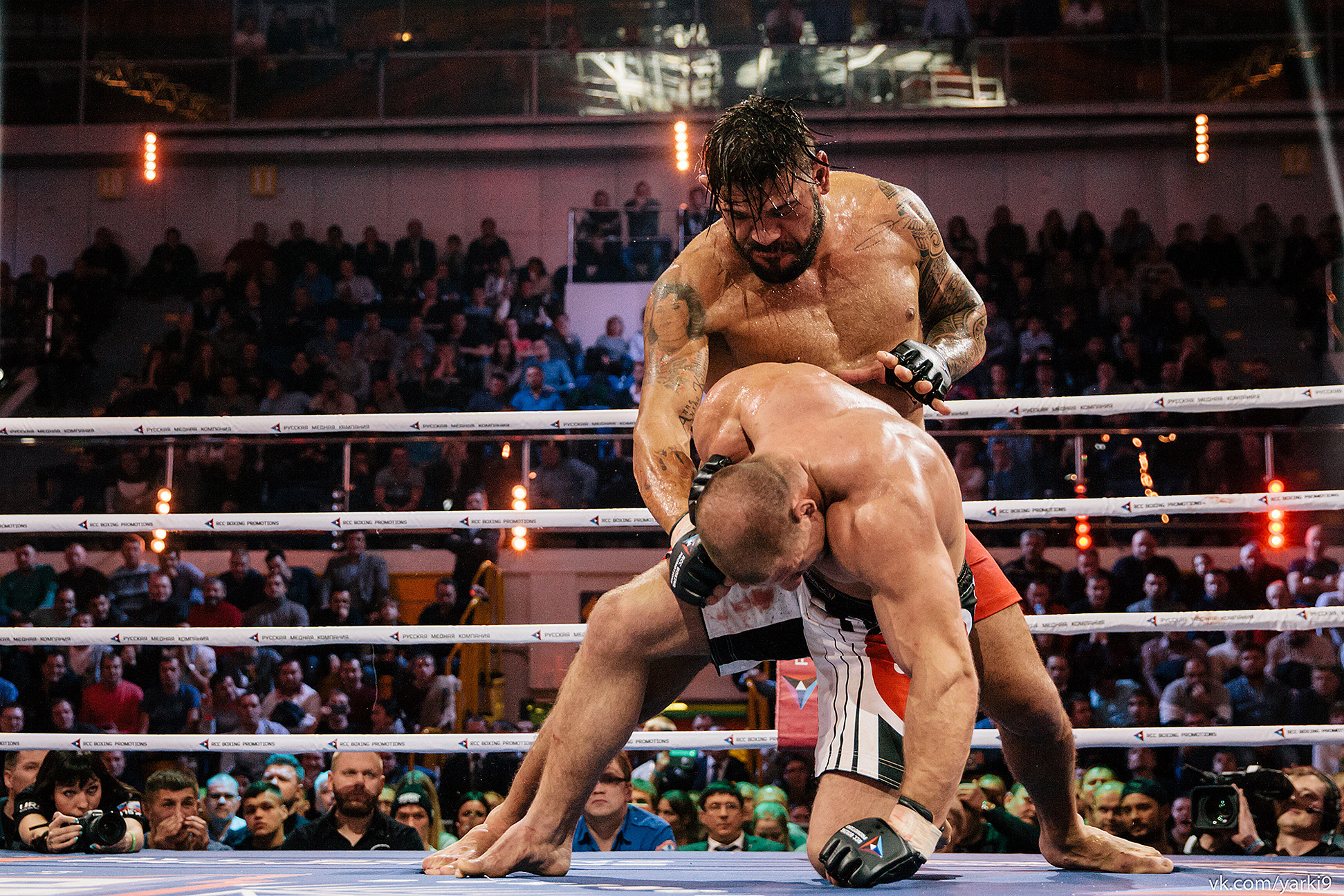 Boxing. Photographer in New York City