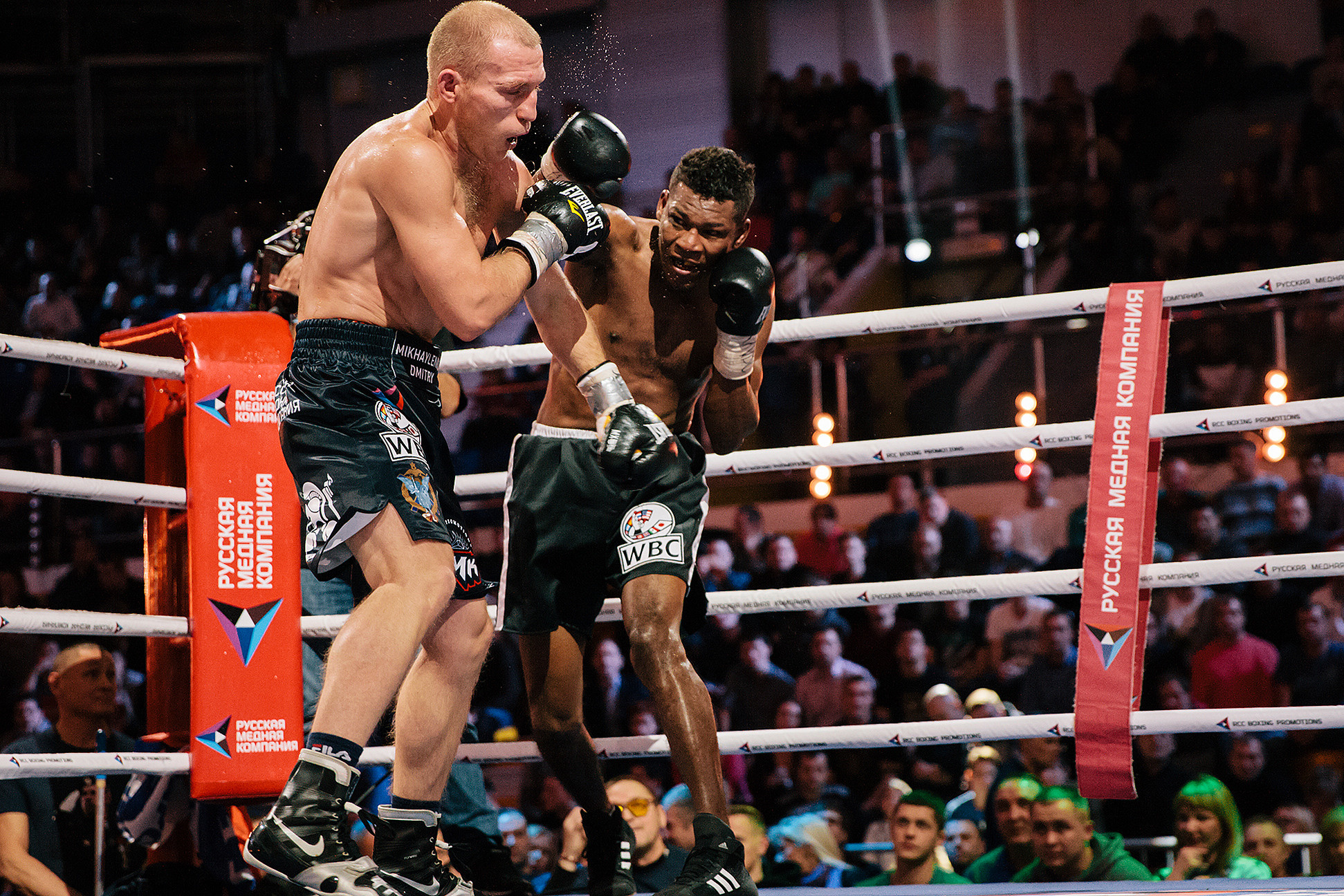 Boxing. Photographer in New York City