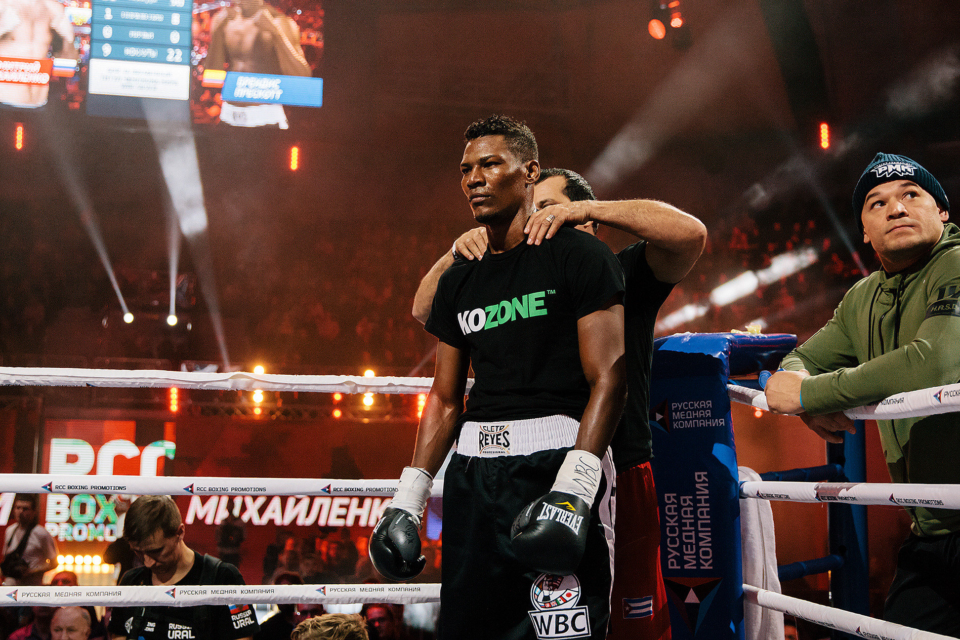 Boxing. Photographer in New York City