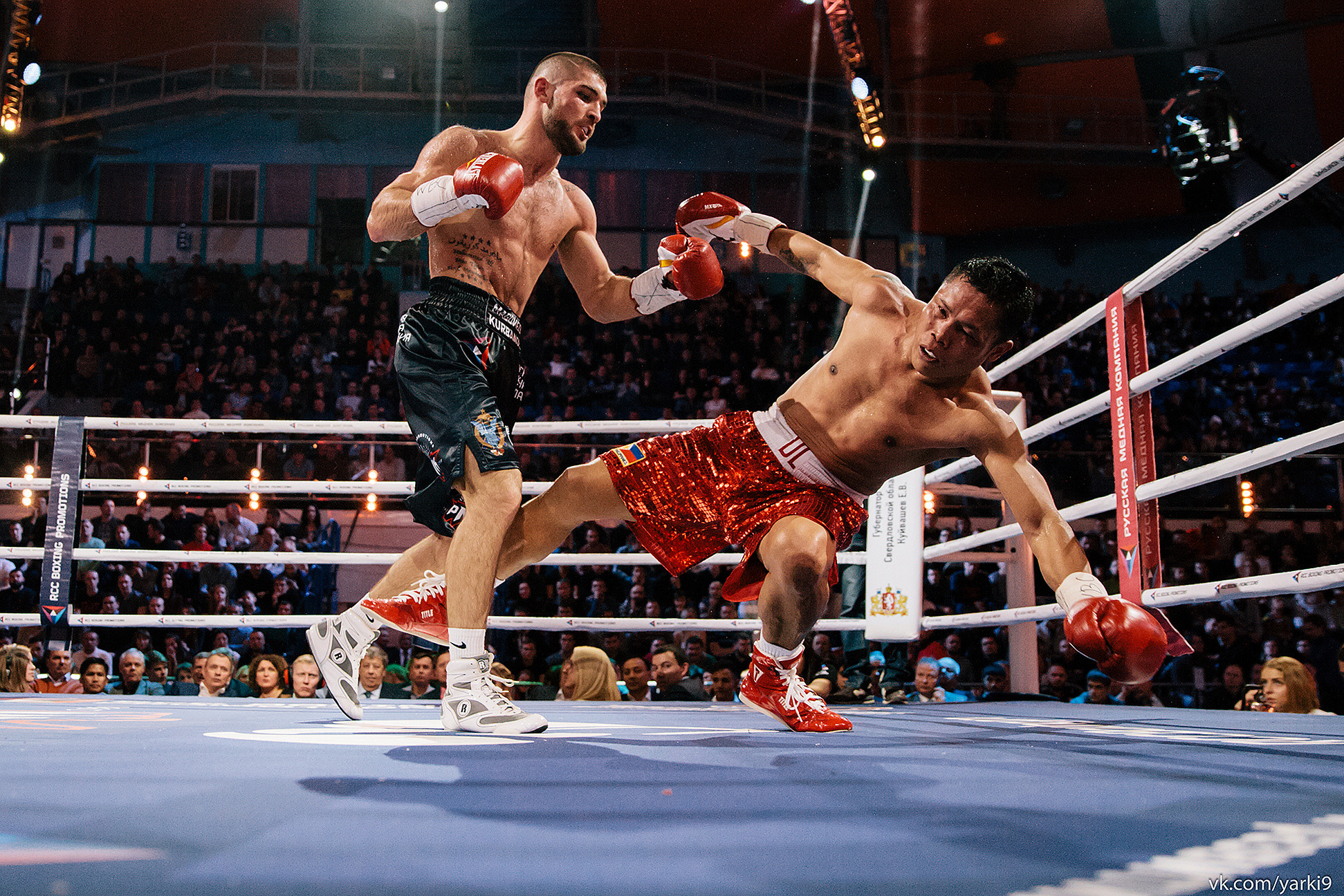 Boxing. Photographer in New York City