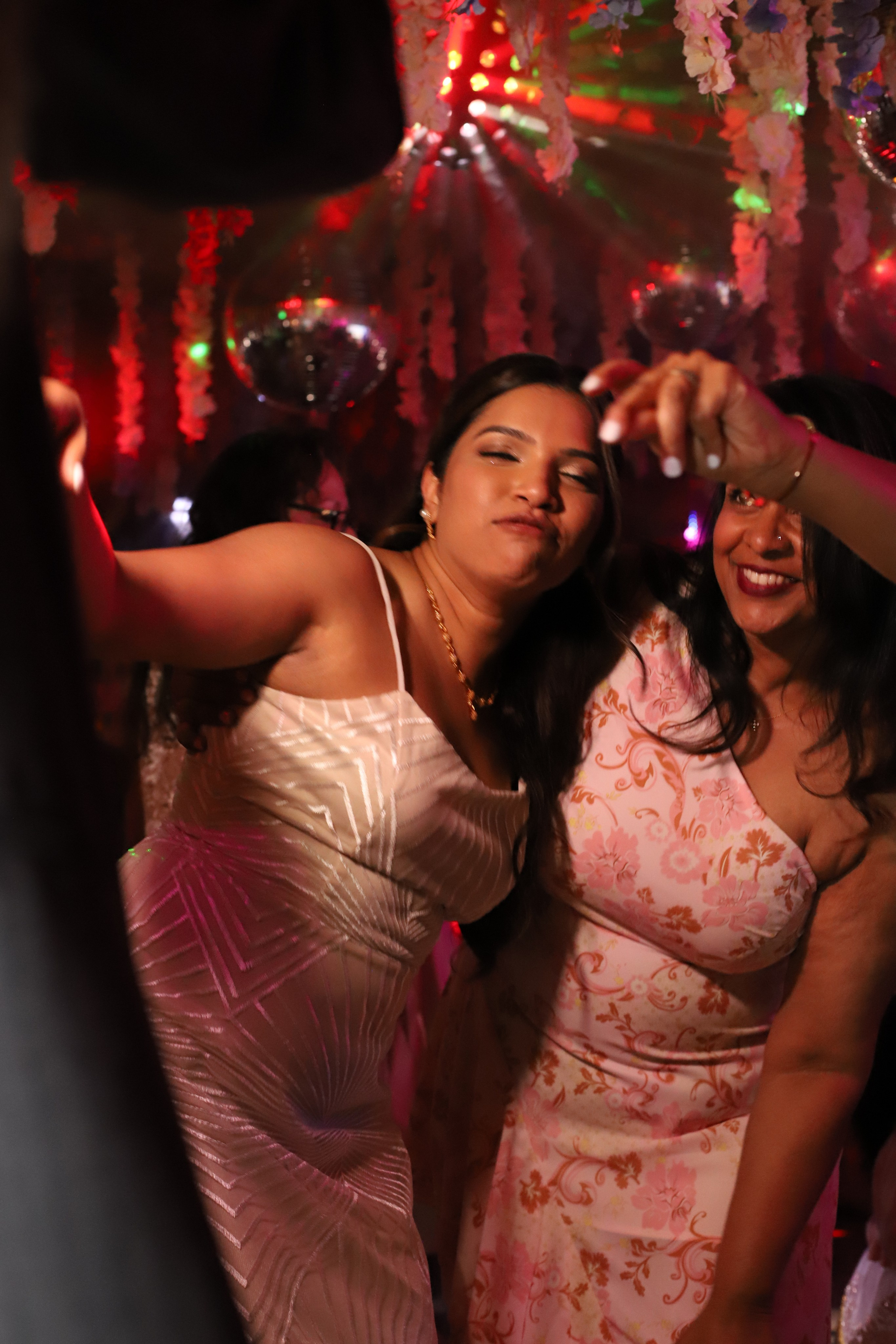 Jany and Ricardo. VALERIIA VIUNOVA individual shooting\love story\event\brand