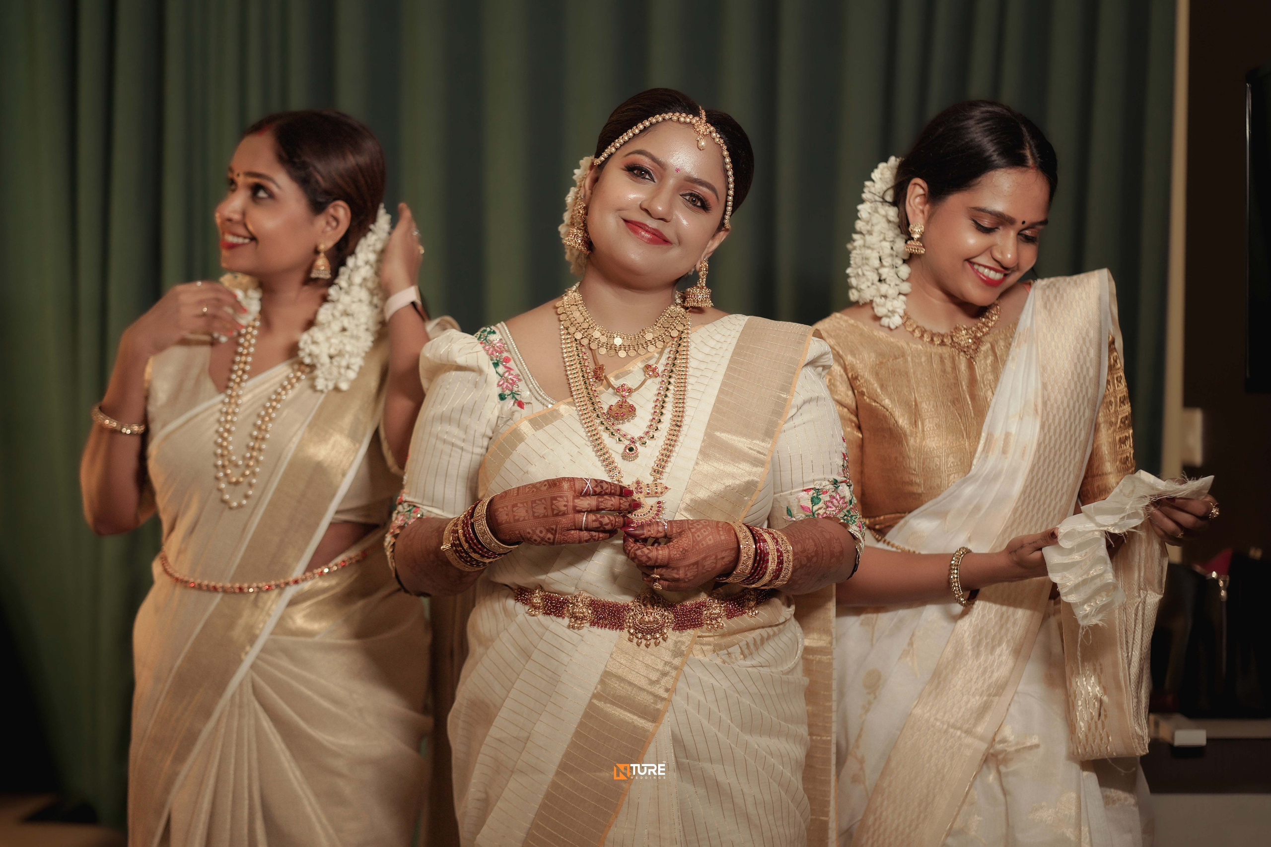 PHOTOS. NTURE WEDDING