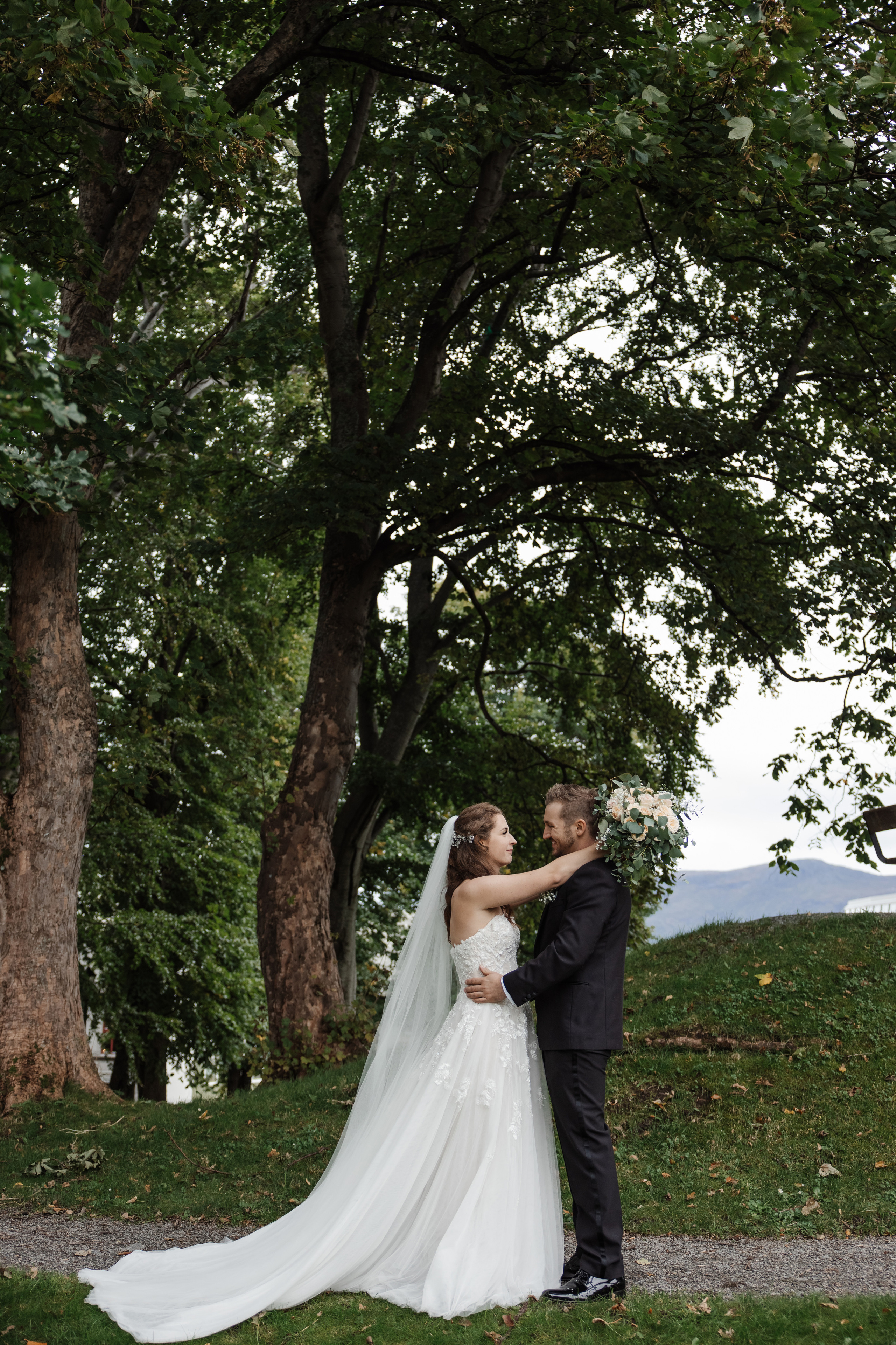 Bryllupsfotograf: Fanget i øyeblikket, for alltid bevart. Bryllupsfotograf i hele Norge