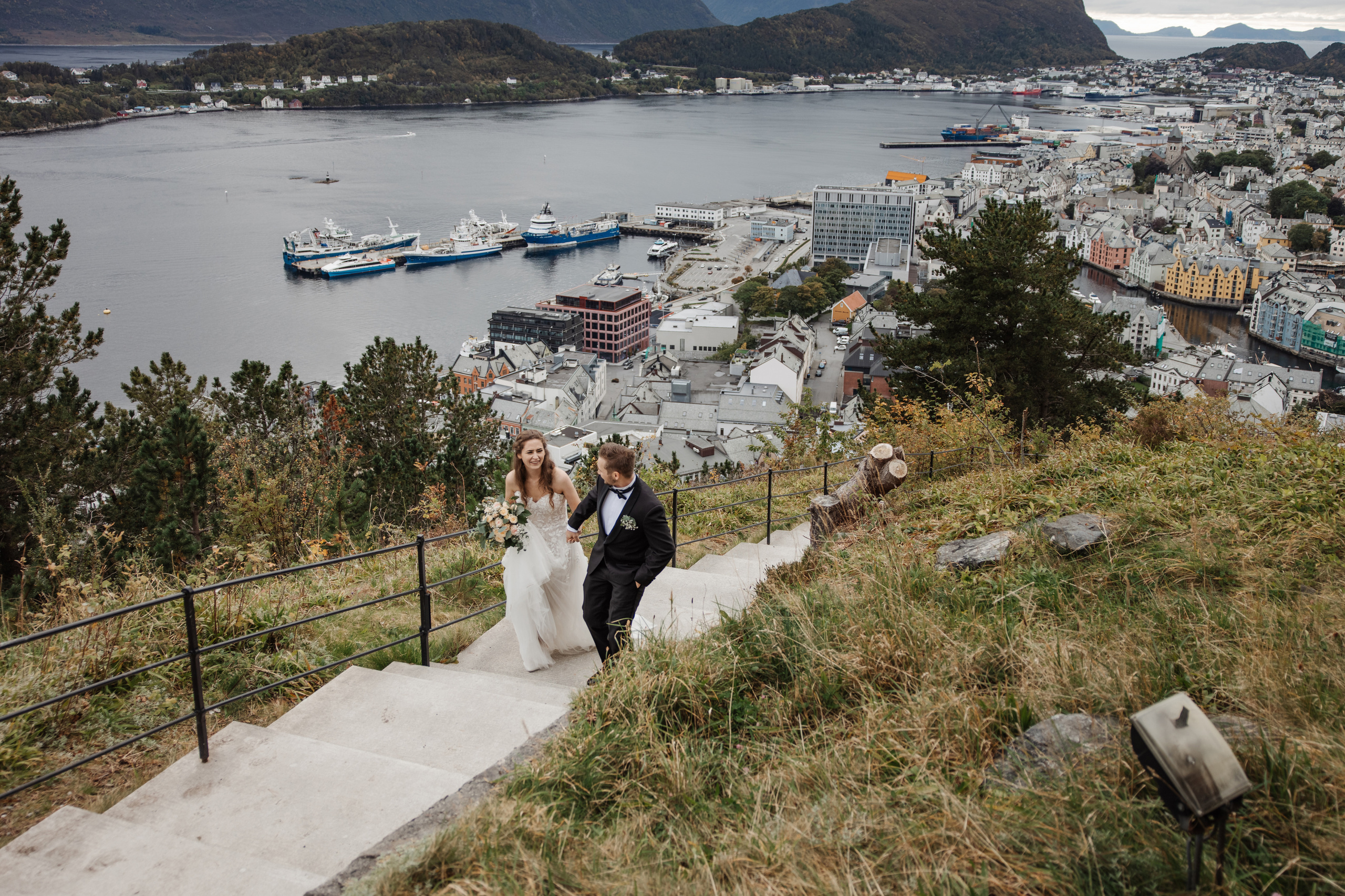 Bryllupsfotograf: Fanget i øyeblikket, for alltid bevart. Bryllupsfotograf i hele Norge