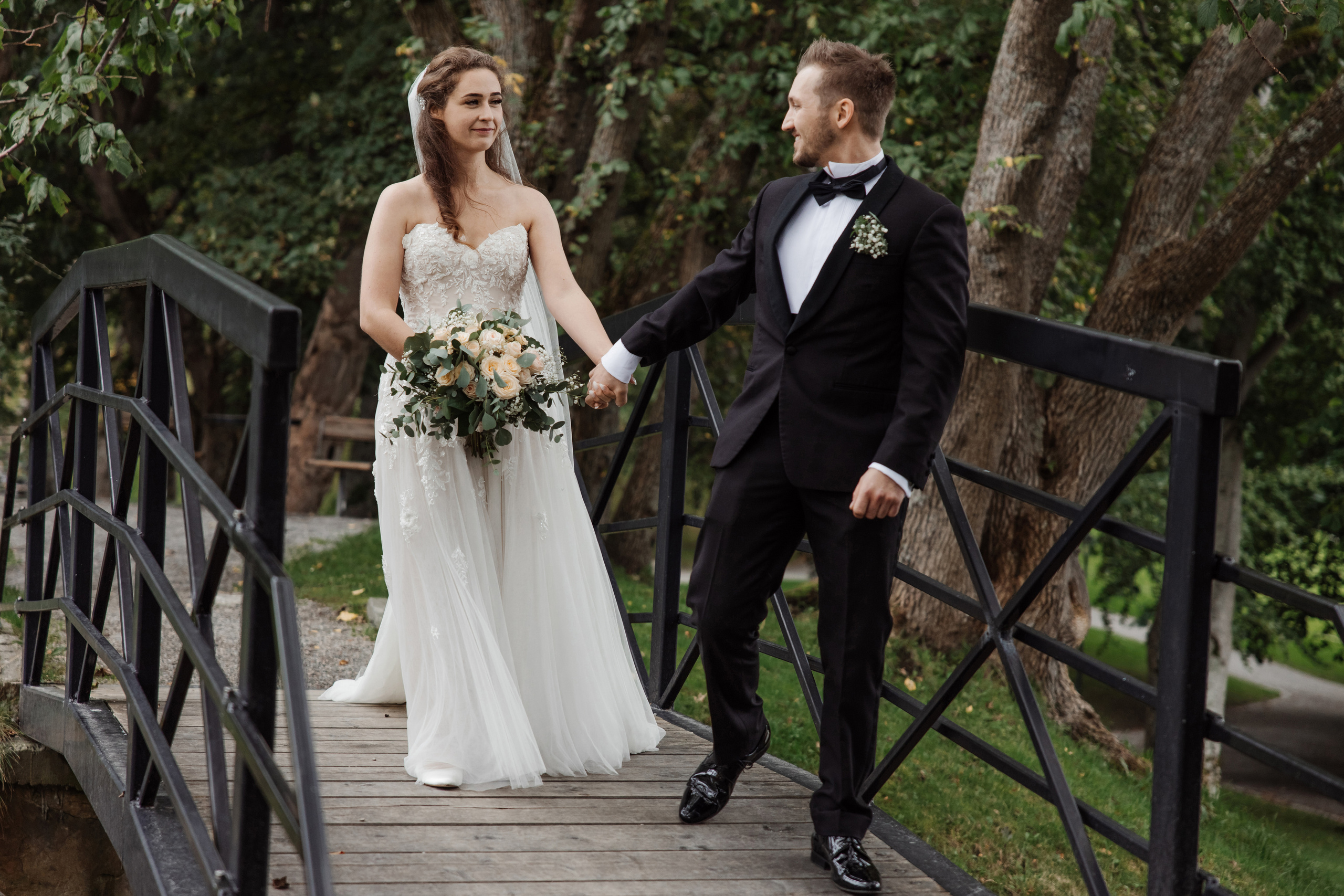 Bryllupsfotograf: Fanget i øyeblikket, for alltid bevart. Bryllupsfotograf i hele Norge