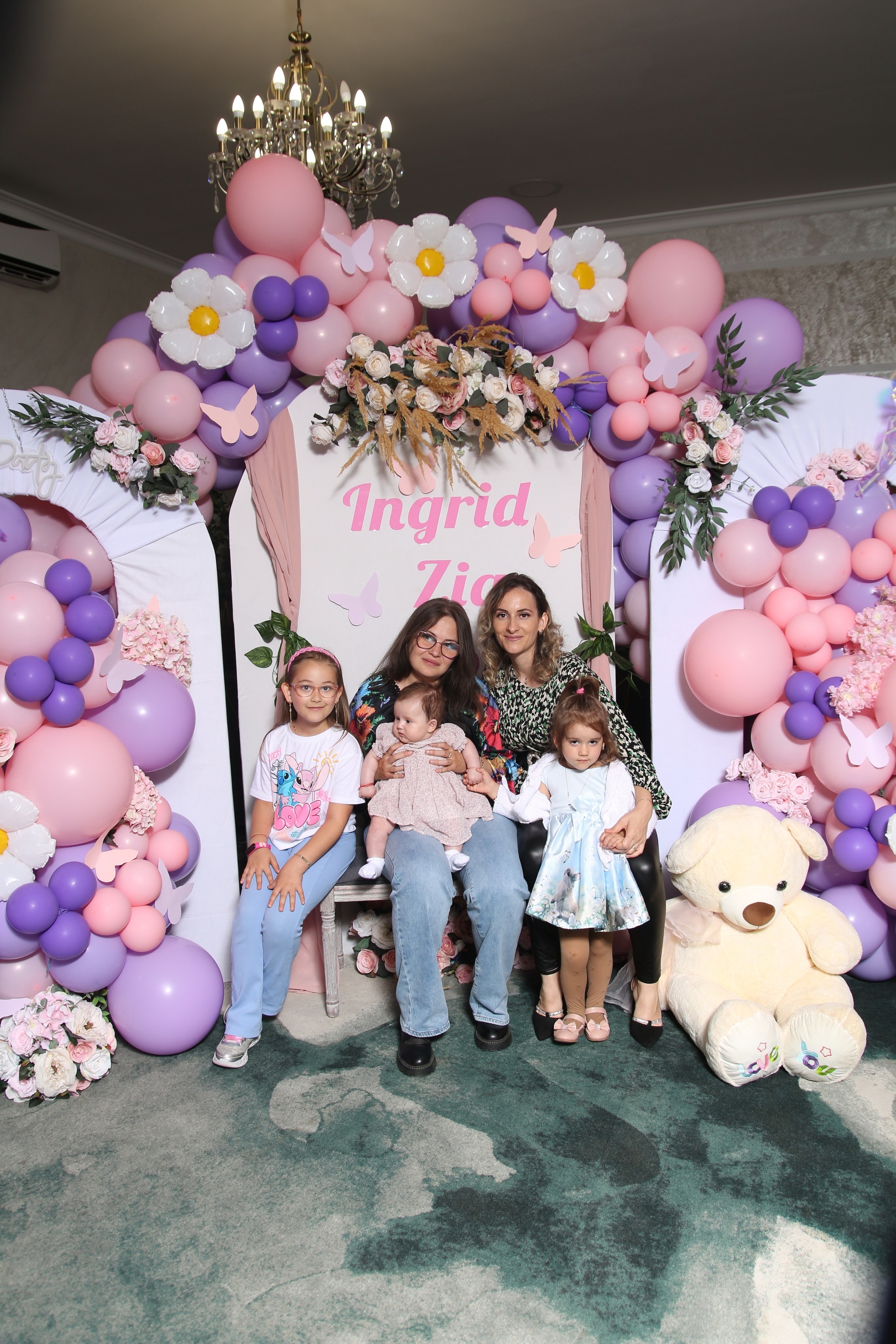 BYZO MEDIA. PETRU BYZO - family and children photographer in ROMANIA