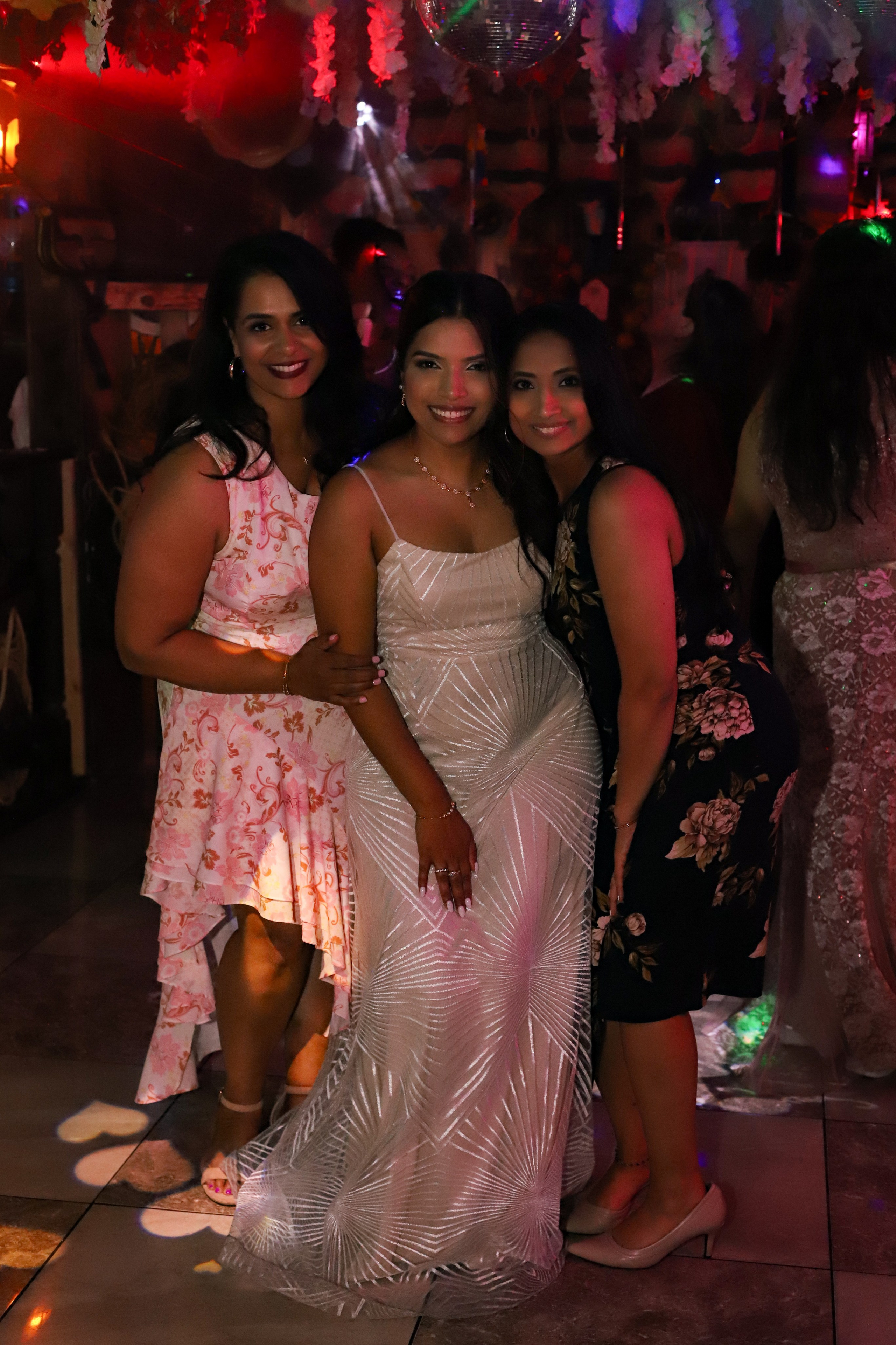 Jany and Ricardo. VALERIIA VIUNOVA individual shooting\love story\event\brand