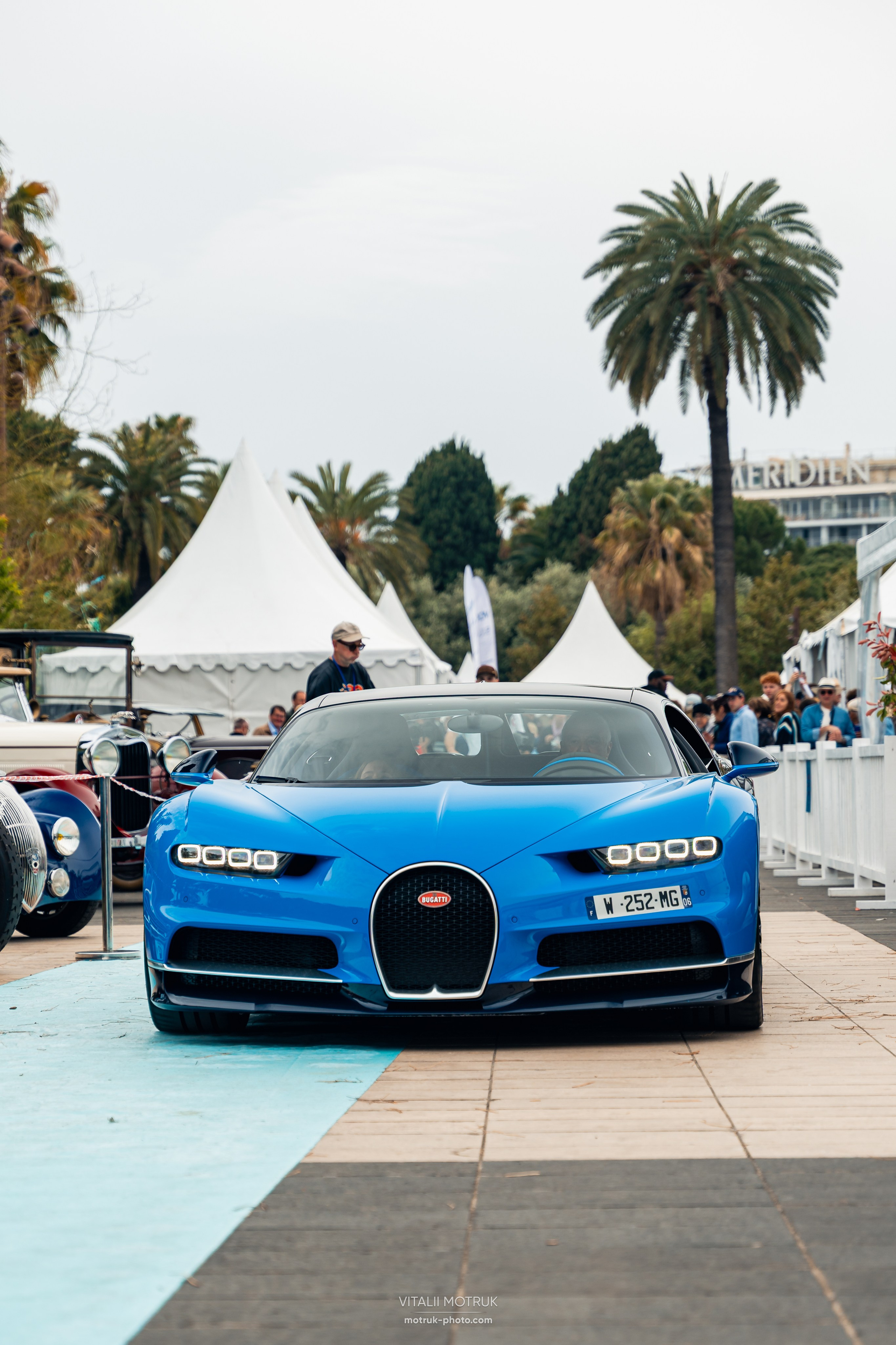 Legends de Nice. Photographe de voitures à Paris — Vitalii Motruk