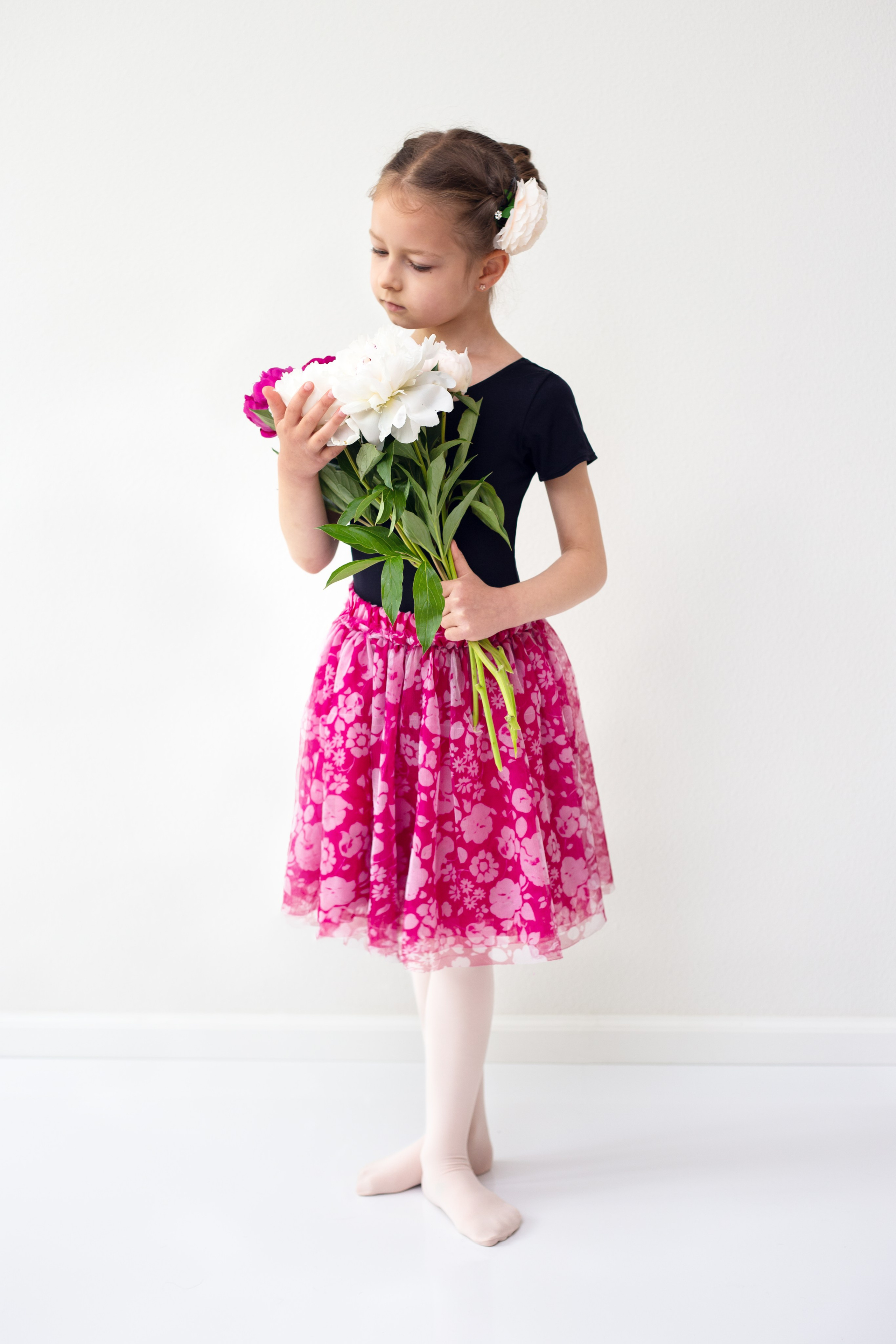 STUDIO Photoshoot. YuAnna studio. Family & Kids Photographer in Seattle area, located in