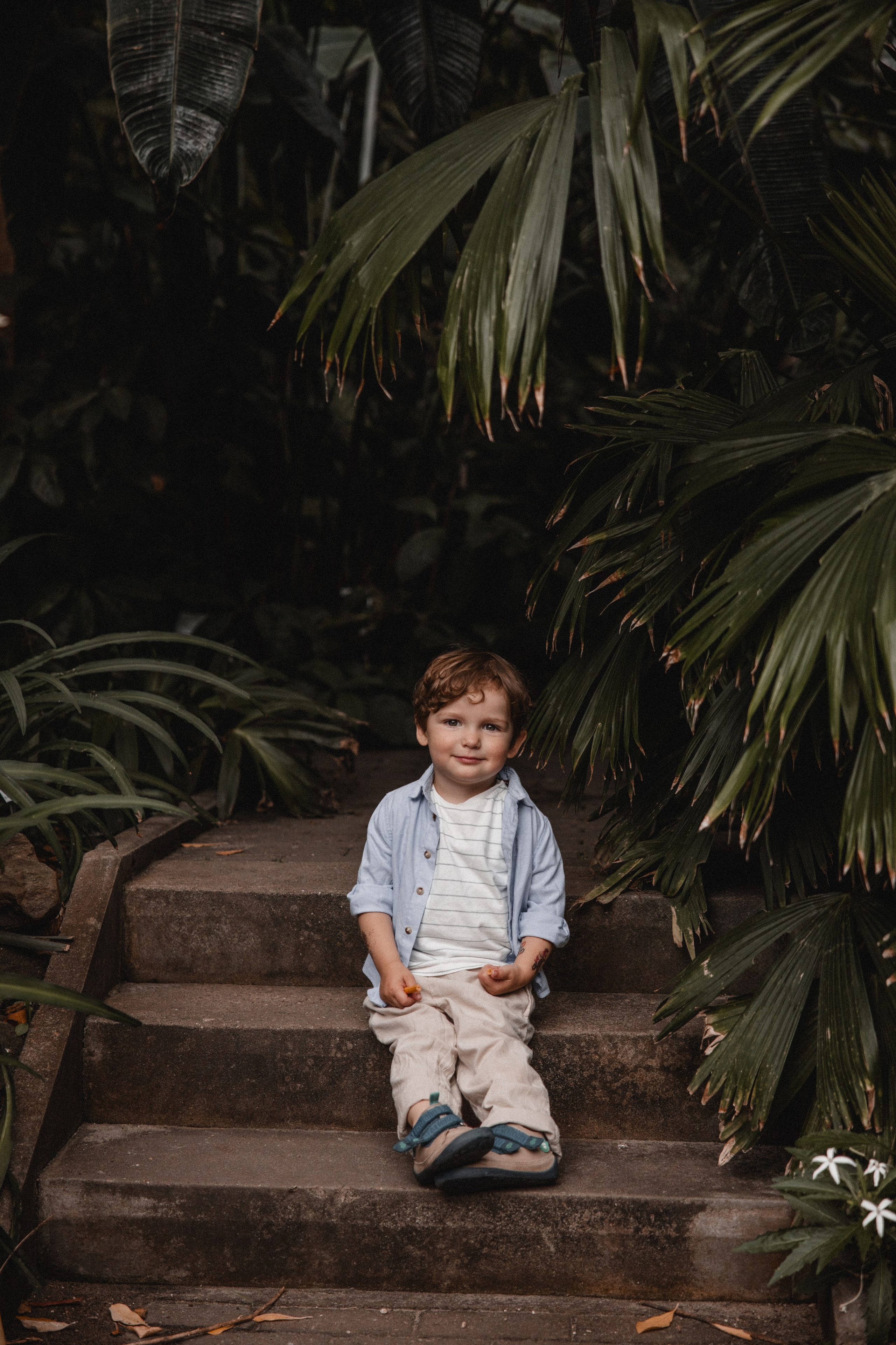 Babybauch Shooting im Botanischen Garten Bochum | Reiche Fotografie. Hochzeitsfotografin Bochum | Halyna Reiche Fotografie NRW